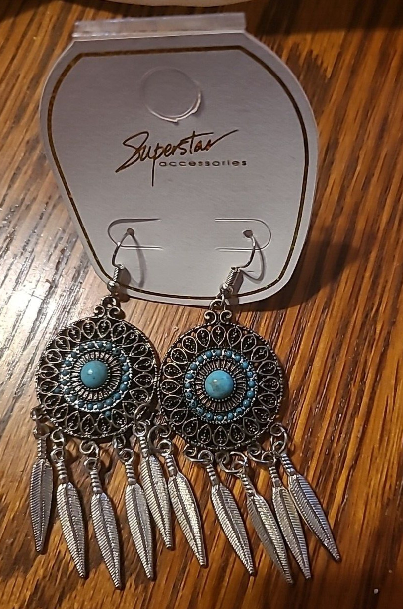 Women’s Dangle Earrings w/ Feathers Gold w/ Coral or Silver w/Turquiose or Black