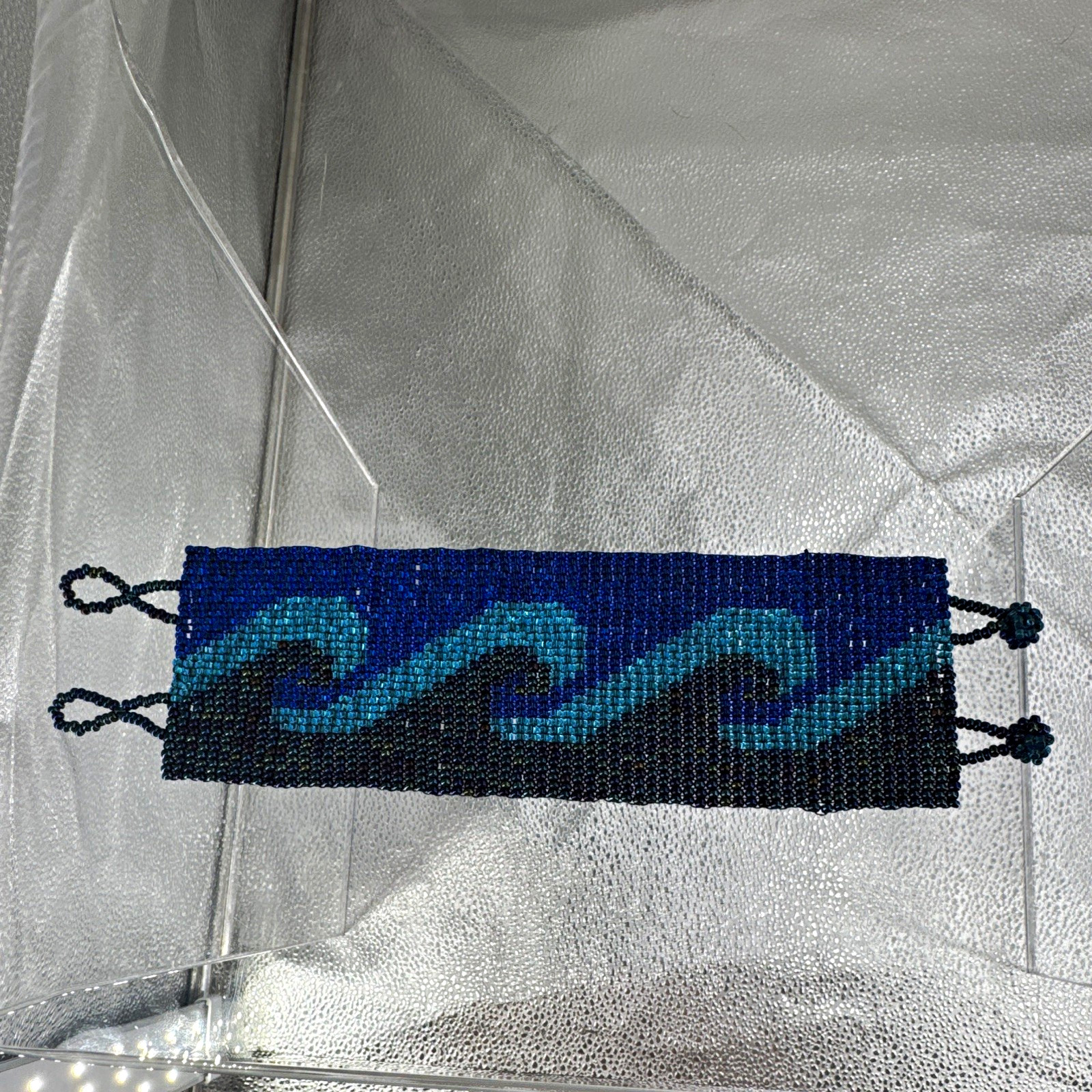 Handmade Beaded Cuff Bracelet Blue Black Teal Wave Design Glass Beads 7 in