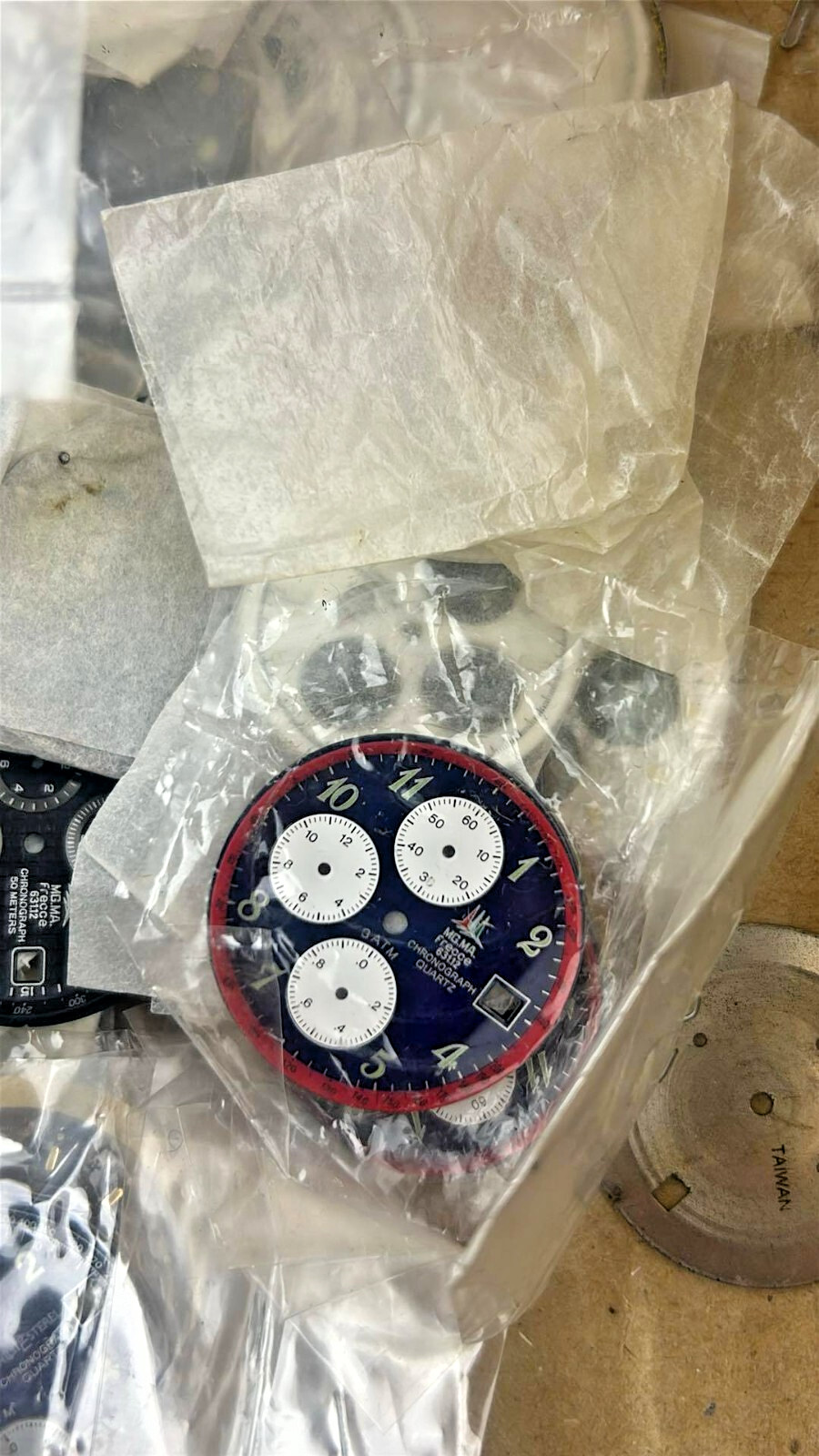 Lot 200 Watch Dials For Mov Chrono Quartz New Parts Various Sizes