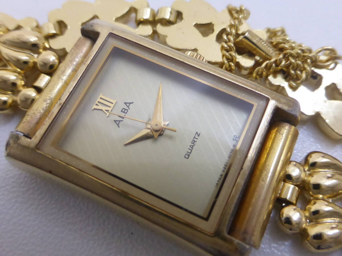 Seiko Alba V251-5070 Bracelet Accessory Women’s Vintage Watch Gold Quartz JDM