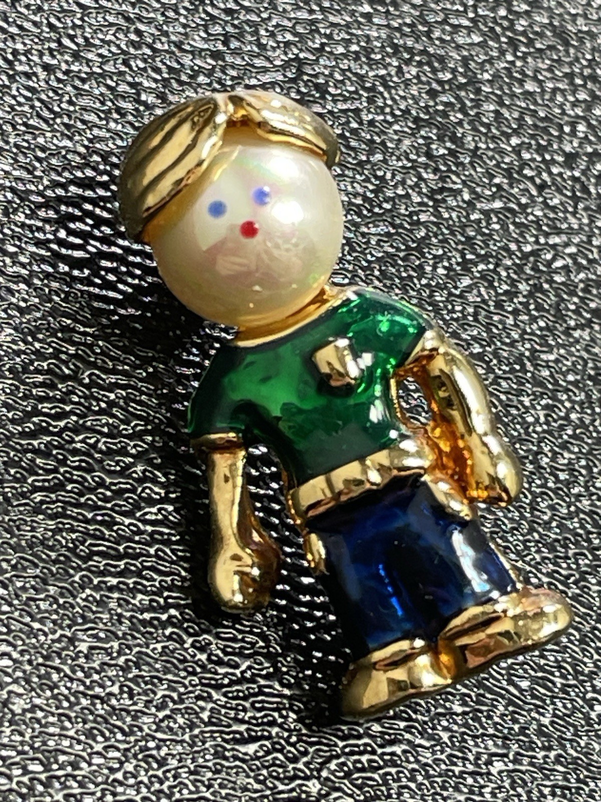 Vintage Faux Pearl Little Boy Blue & Green Enameled Gold Tone Brooch Pin