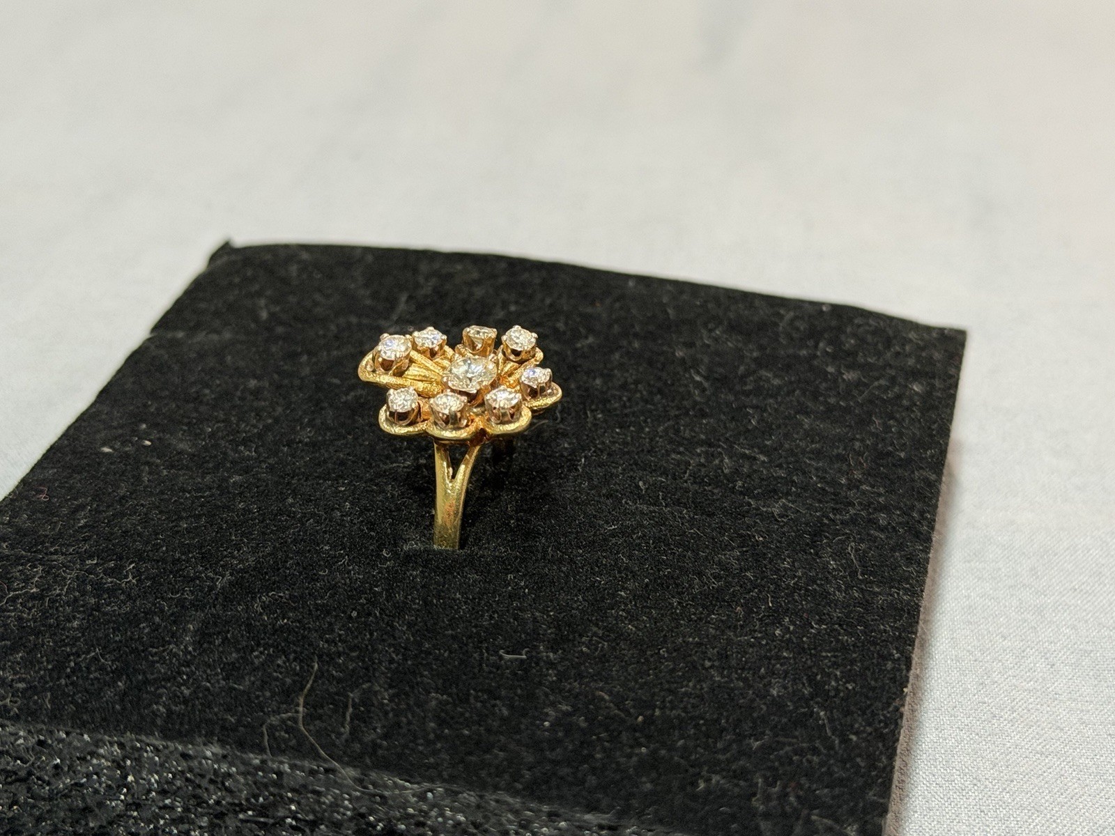 18K Yellow Gold Natural Diamond Flower Cluster Cocktail Ring Size 7 Sizable