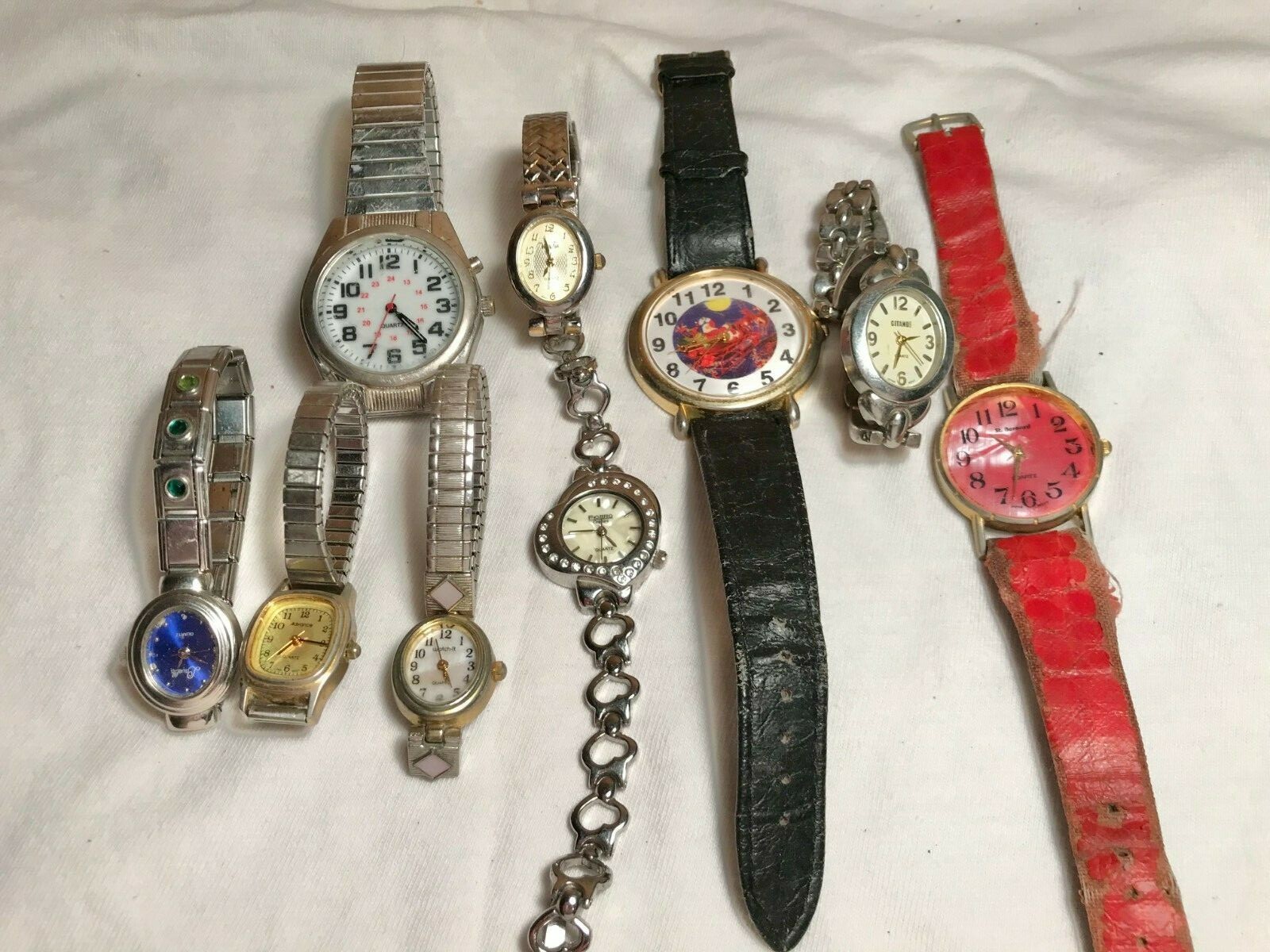 9 Vintage Wrist watches male and female different brands