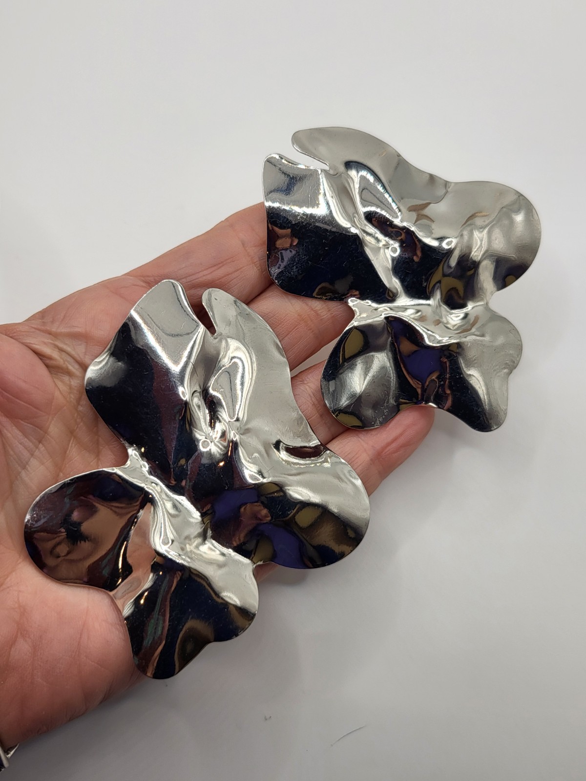 Large Crumpled Silver Toned Stud Earrings Abstract Organic Design Lightweight 3″