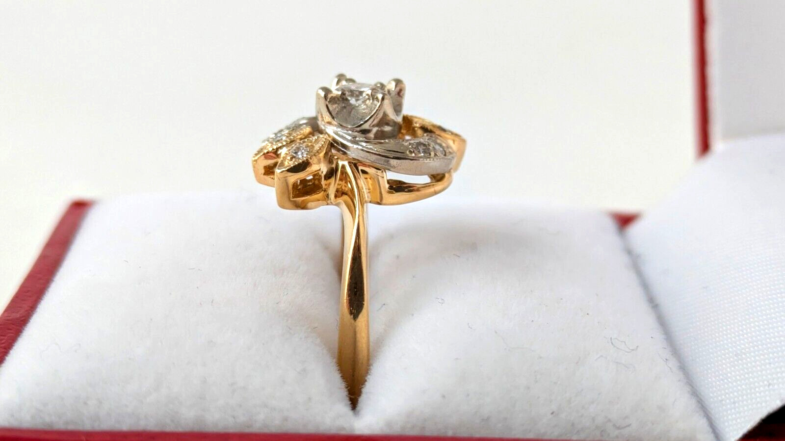 Vintage 14K Gold Approx. 15 Ct Diamond Art Nouveaux Engagement Ring Size 7