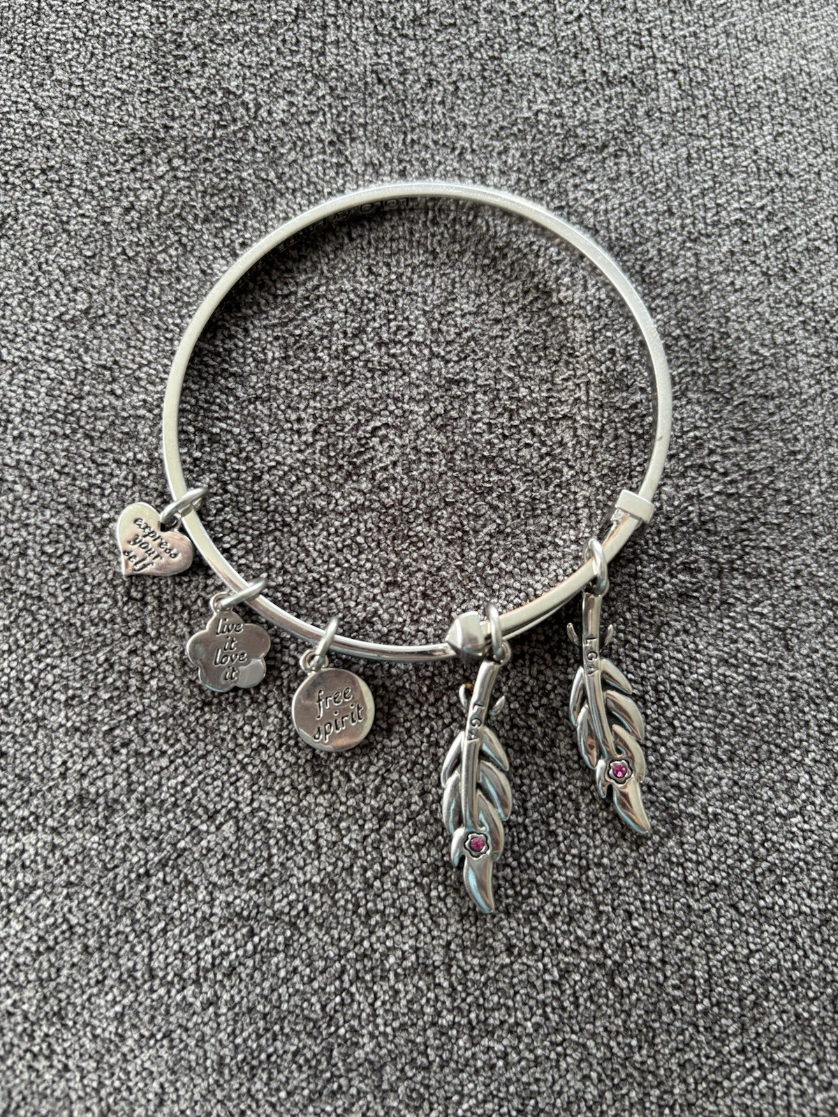 LOLO by Lauren G Adams Silver Tone Wire Bangle Charm Bracelet Feather Dangles