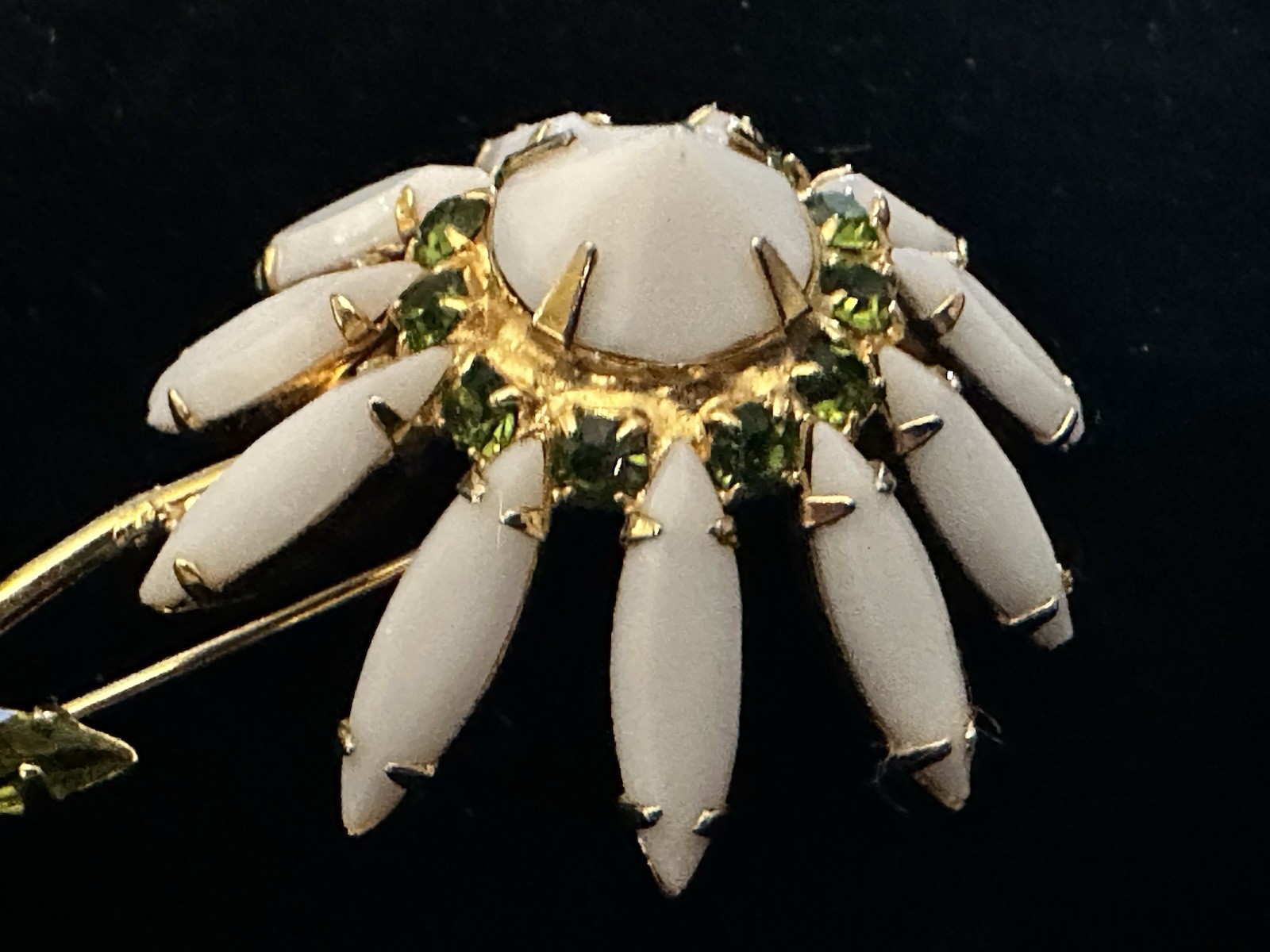 Vintage Juliana? Flower White Milk Glass Gold Tone Brooch Pin Green Rhinestones