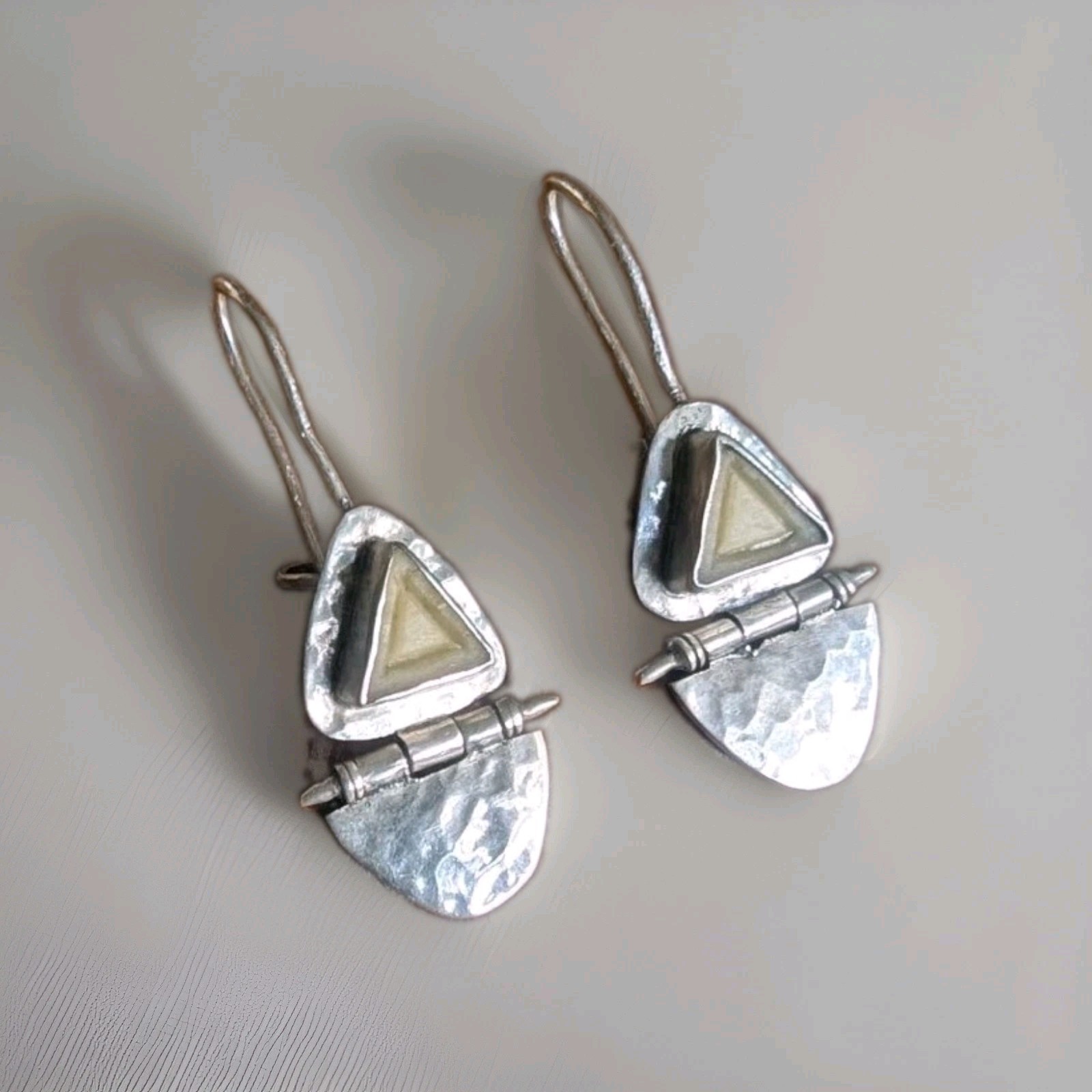 JANICE LEE RIPLEY JLR Handmade Yak Bone 925 Sterling Drop Earrings Vintage