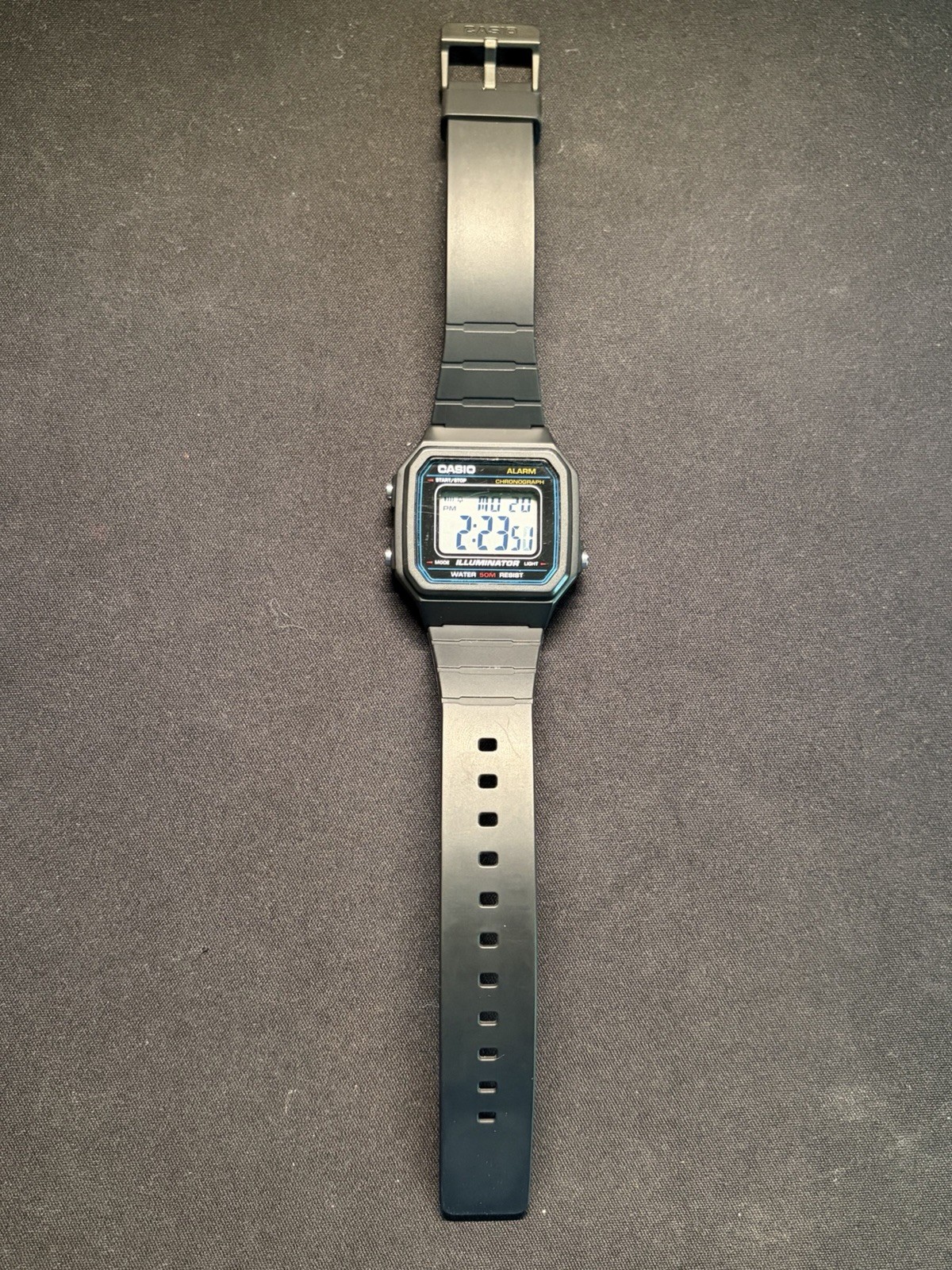Casio Illuminator W-127H Men’s Digital Quartz Watch – Rubber Strap, Works Great!