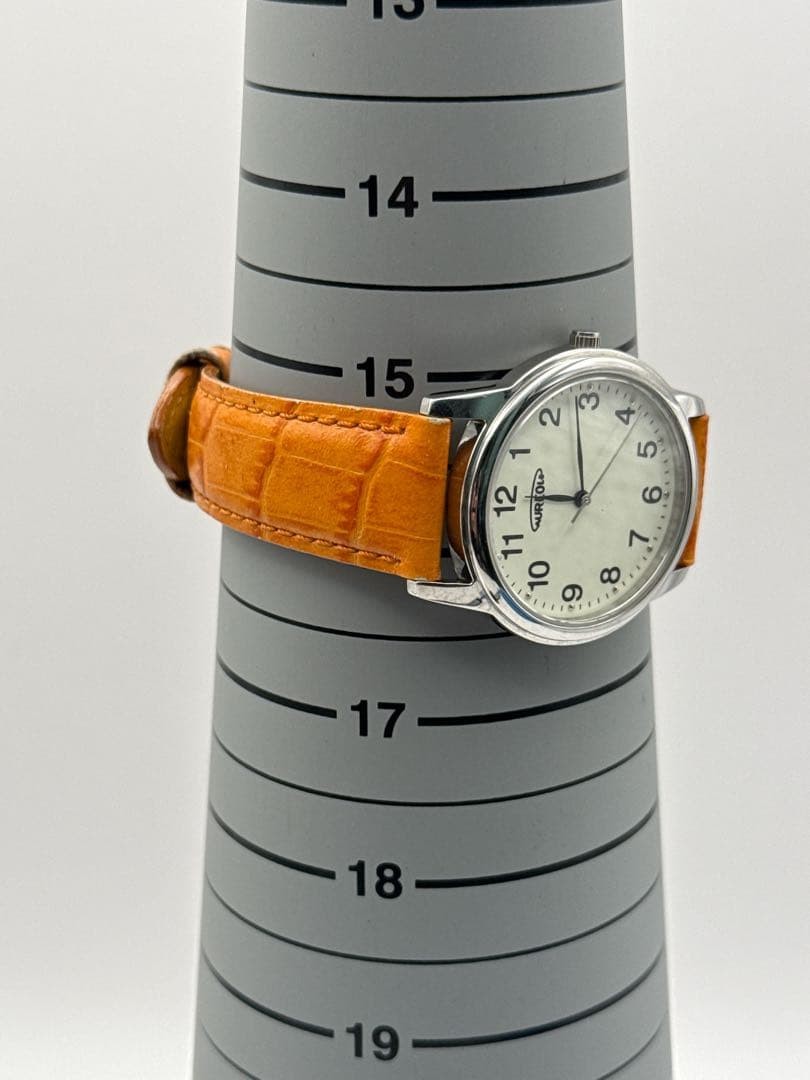 Aureole Quartz Silver Dial Wristwatch