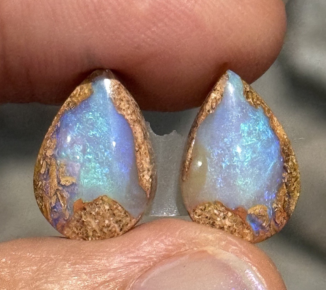 10.0ct 15×10.2×5.5mm Rare Pair Crystal Pipe Australian Boulder Opal Cabochon Gem