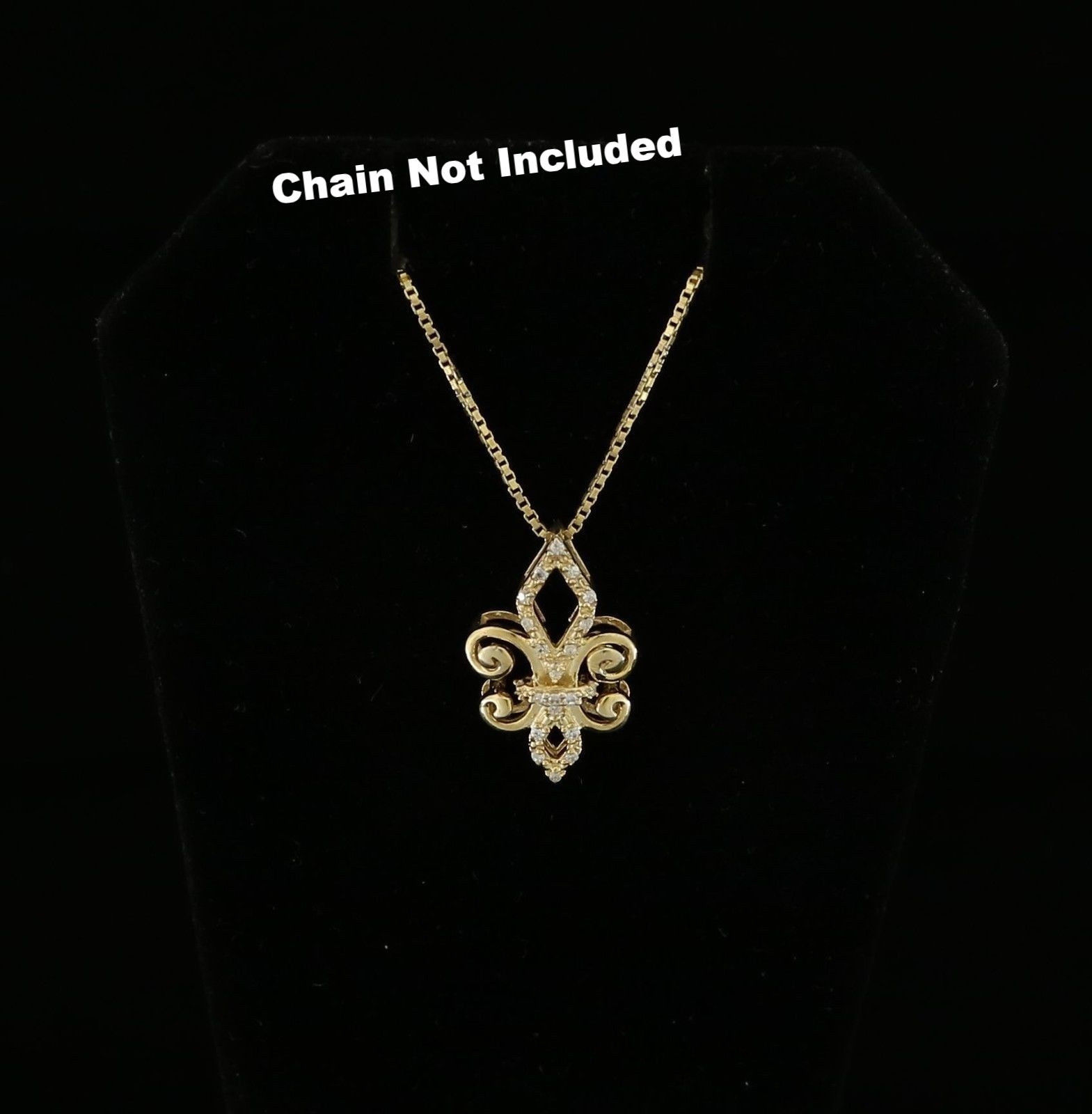 Sterling Yellow Silver Beuatiful Saints Shape Pendant with 0.00ct Cubic Zirconia