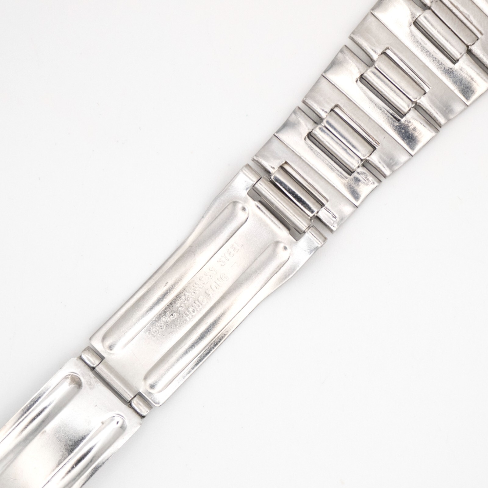 Vintage 21.5 mm stainless steel tapered wristwatch bracelet with trifold clasp