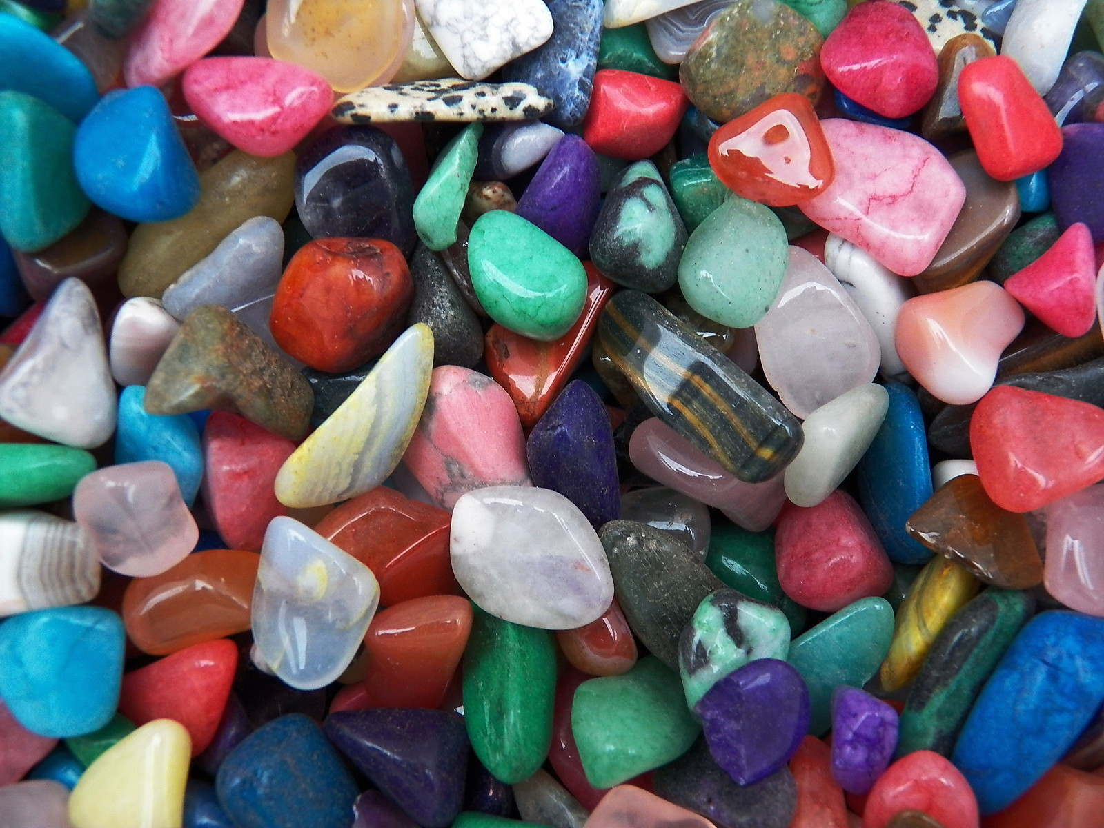 3000 Carat Lots of Size #3 Tumbled Polished Gemstones + A FREE Faceted Gemstone