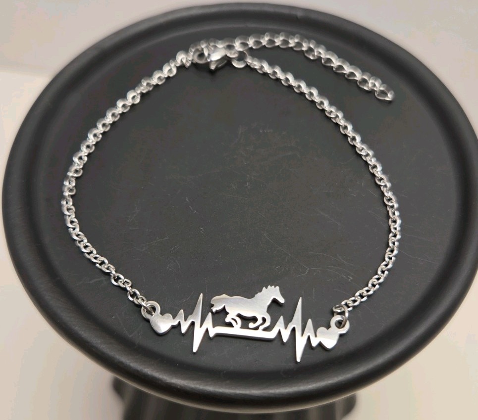Silver Tone Stainless Steel Horse Heartbeat Charm Cable Chain Bracelet 8in