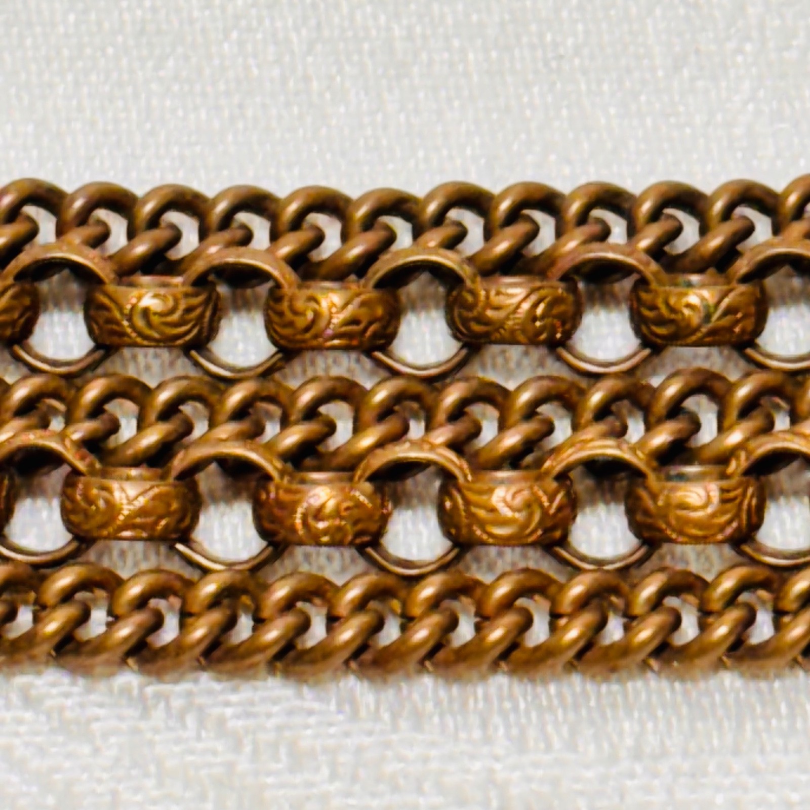 BRACELET brass metal five cable curb chains fold over clasp vintage 6 1/4″ circ