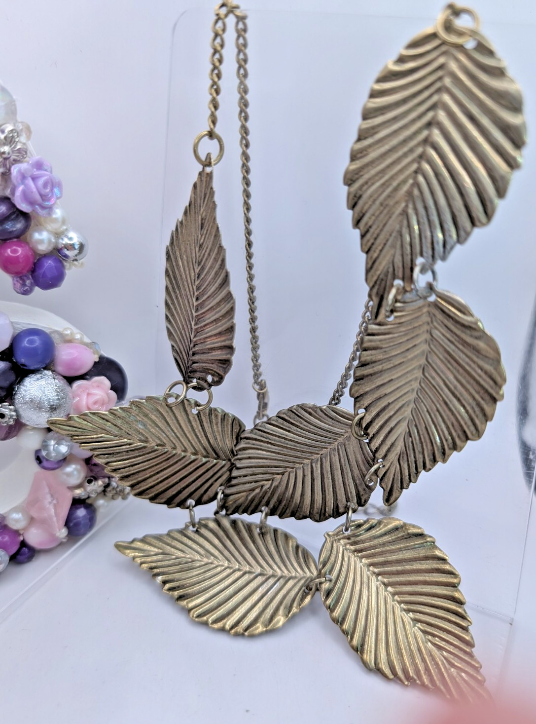 Vintage style bronze tone textured leaf cascading collar bib adjustable necklace