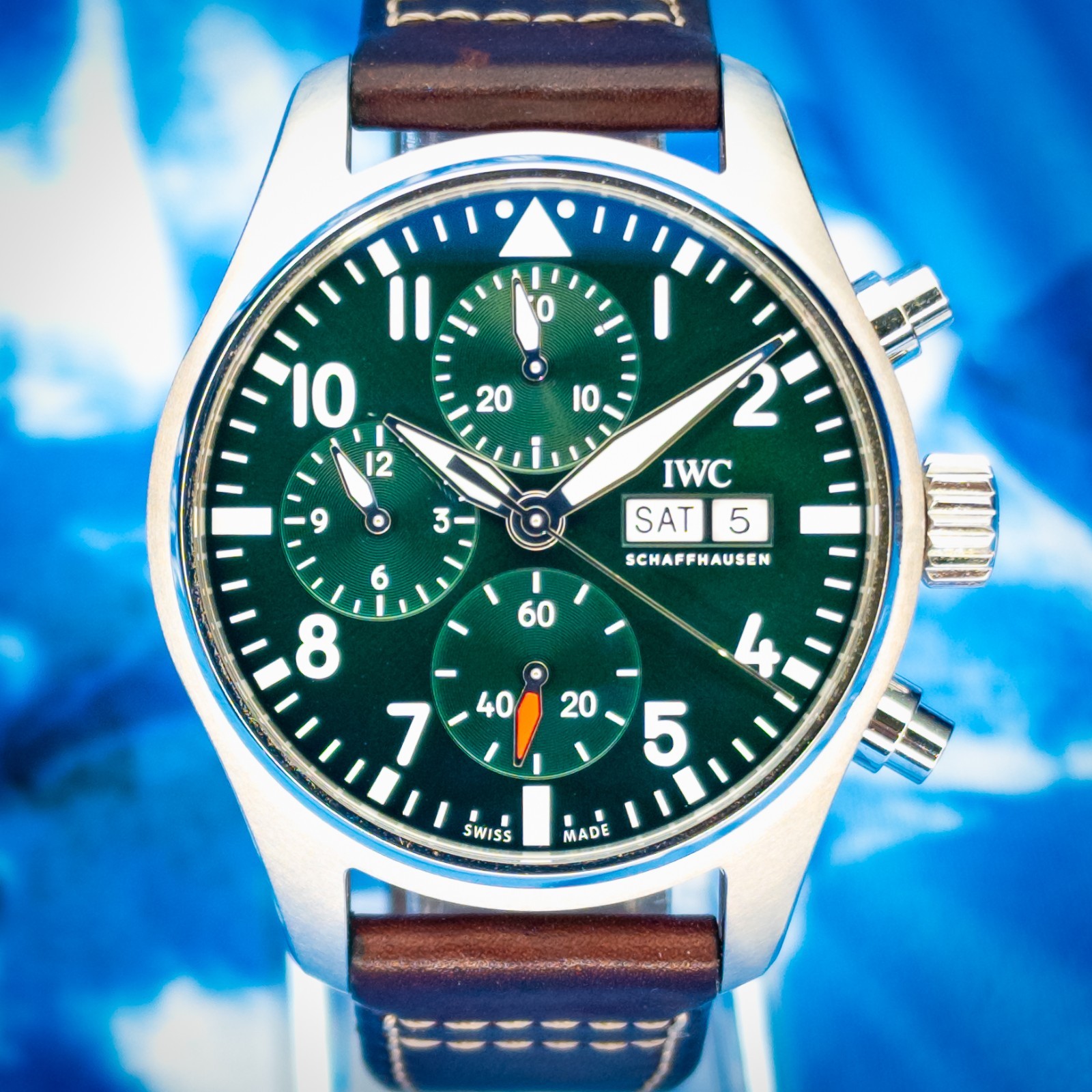 2021 IWC Pilot’s Watch Chronograph Auto 41 IW388103 Green Dial Full Set Mint+++