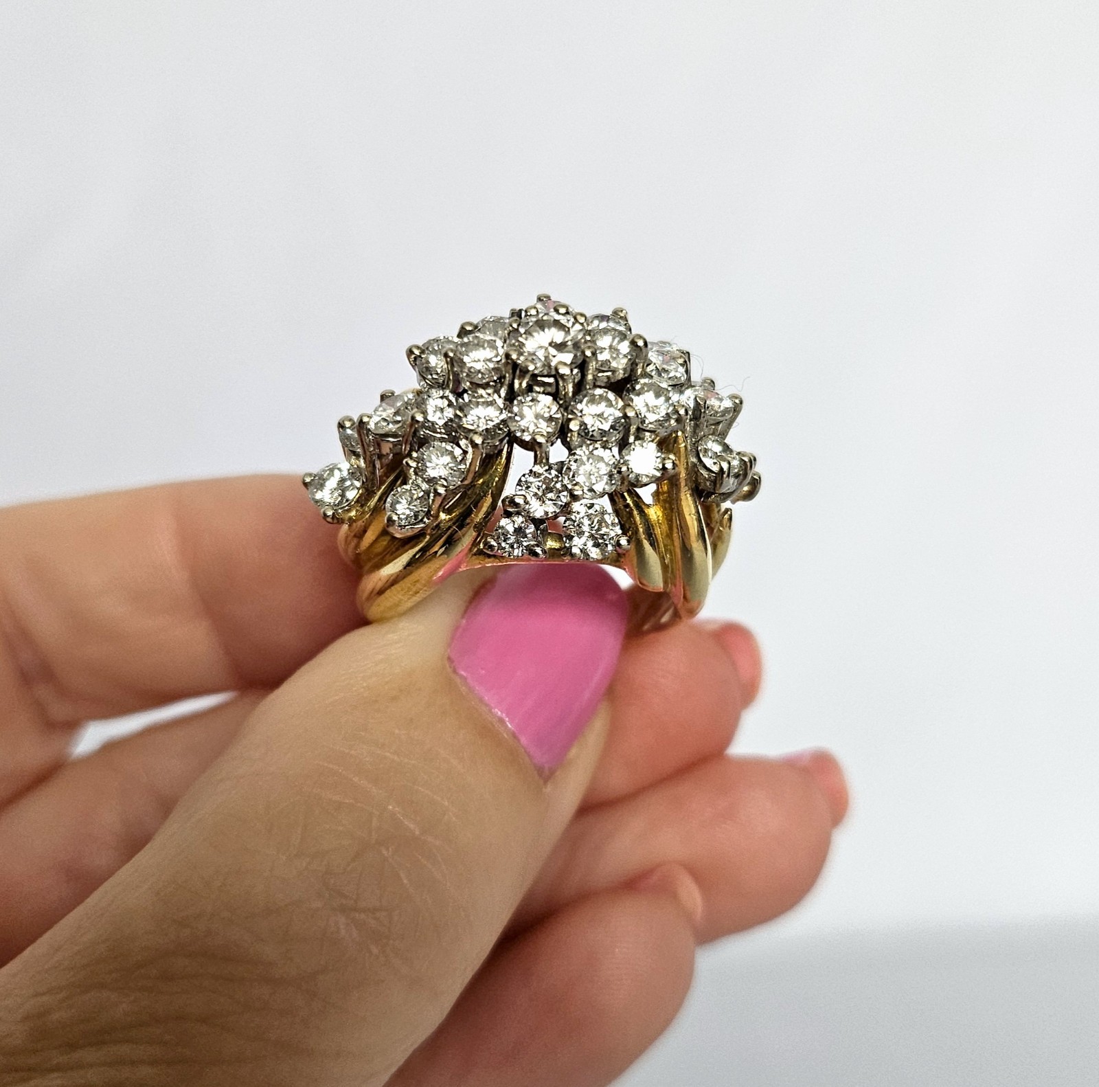 VVintage 18K Gold 3.49 CTW Diamond Cluster Ring H-I SI1-2 Size 6 Estate
