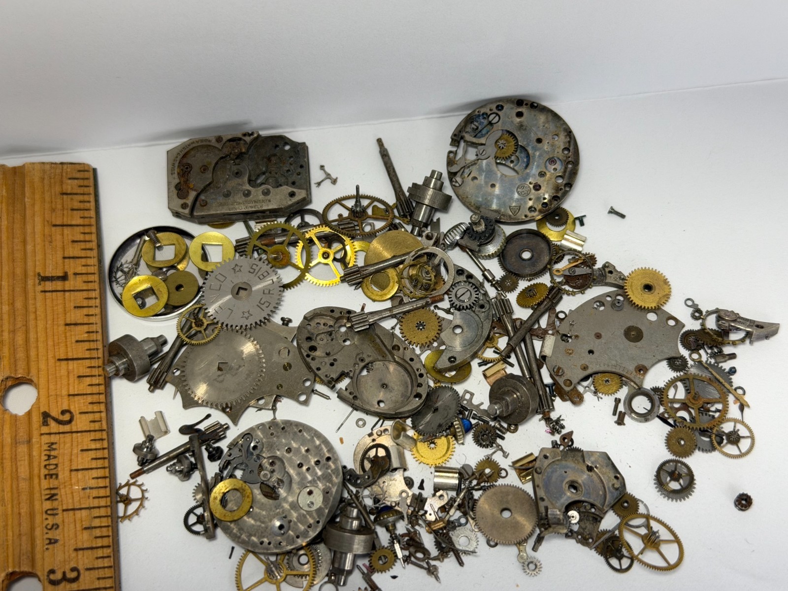 45 Grams VTG Watch Parts Steampunk Wheels Gear Movements Watchmakers Art Lot A
