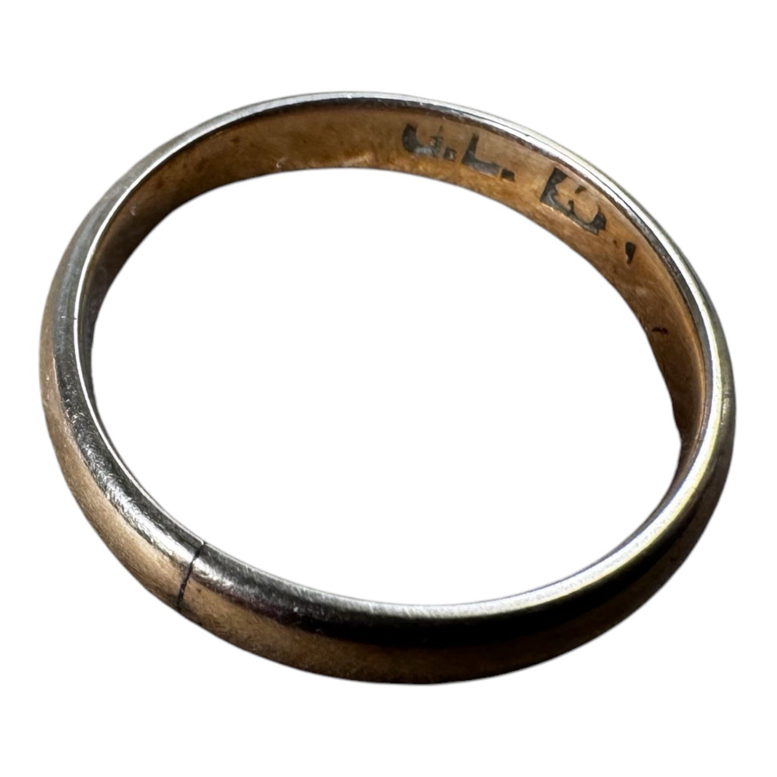 14 Karat Yellow Gold Plain Thin Band ring Size 7.75” 2.80 Grams Vintage