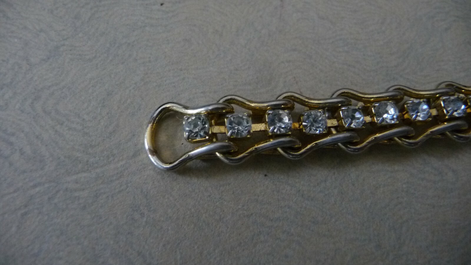 #1016X vtg costume BRACELET Gold Tone w RHINESTONES 6 1/2” L x 3/8” W