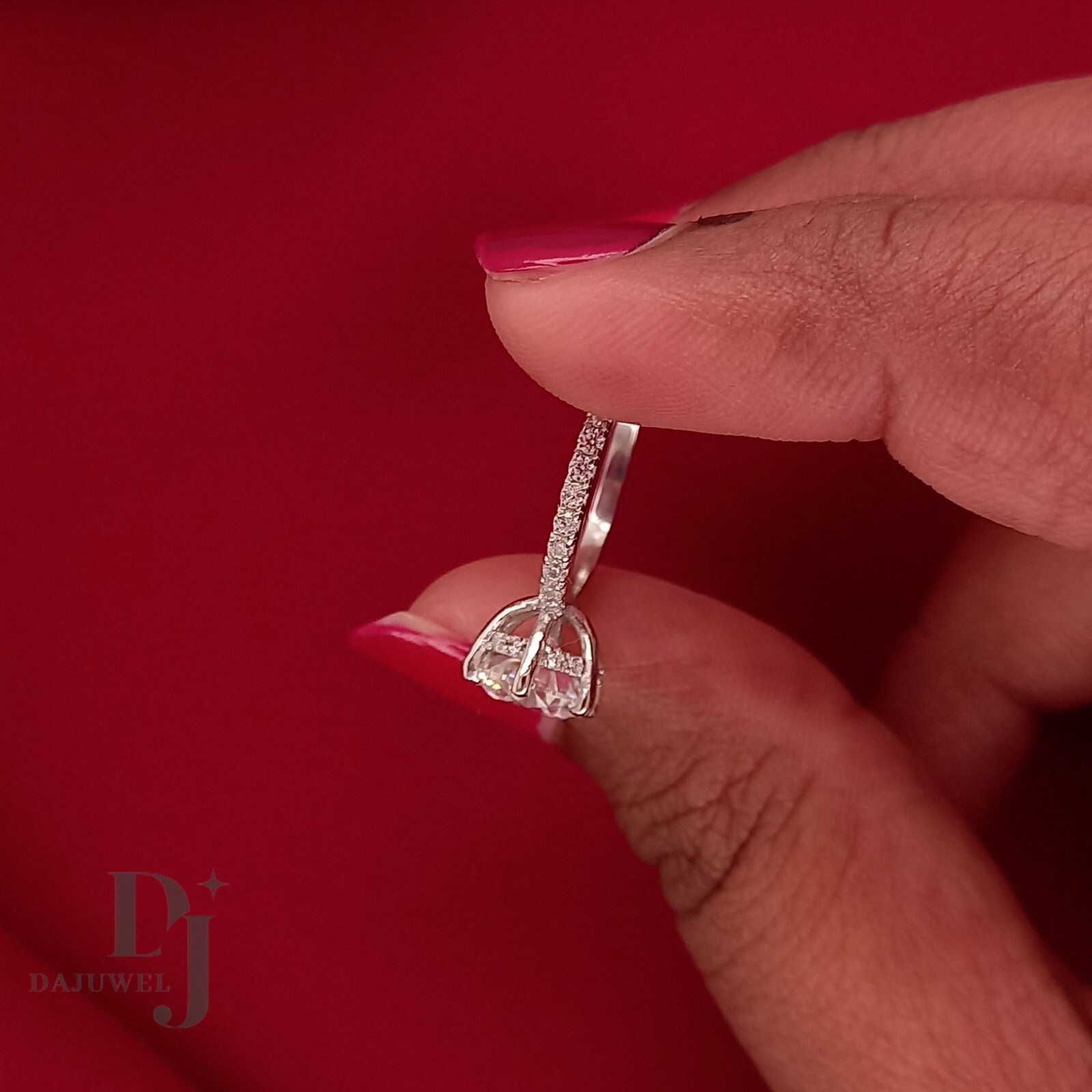 Moissanite Solitaire Engagement Ring Solid 14K White Gold Round Cut 2 Carat VVS1