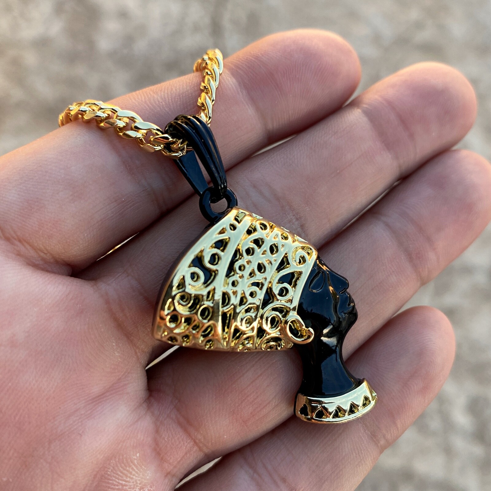Queen Nefertiti Head Black and Gold Plated Pendant Cuban Link Chain Necklace 24″