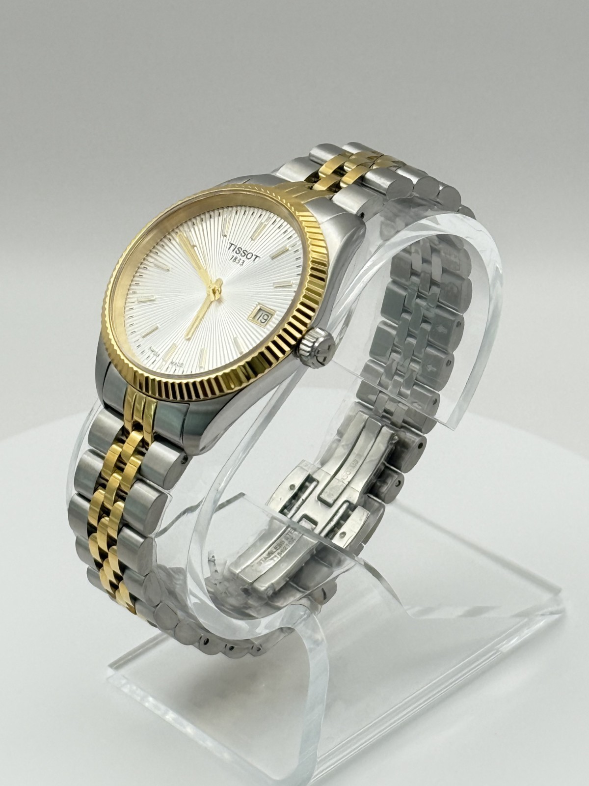 Tissot Ballade Quartz Silver Dial Ladies 34mm. Watch T1562102203100