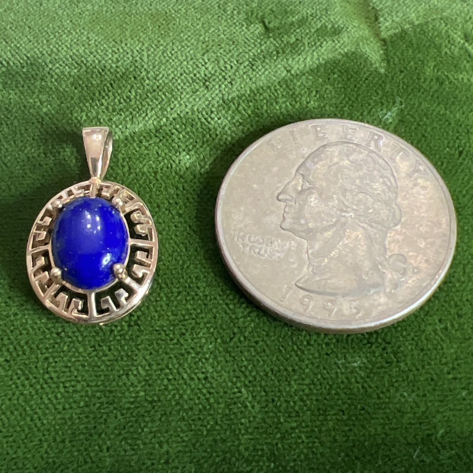 Vintage 14k Yellow Gold Lapis Lazuli Greek Key Oval Pendant