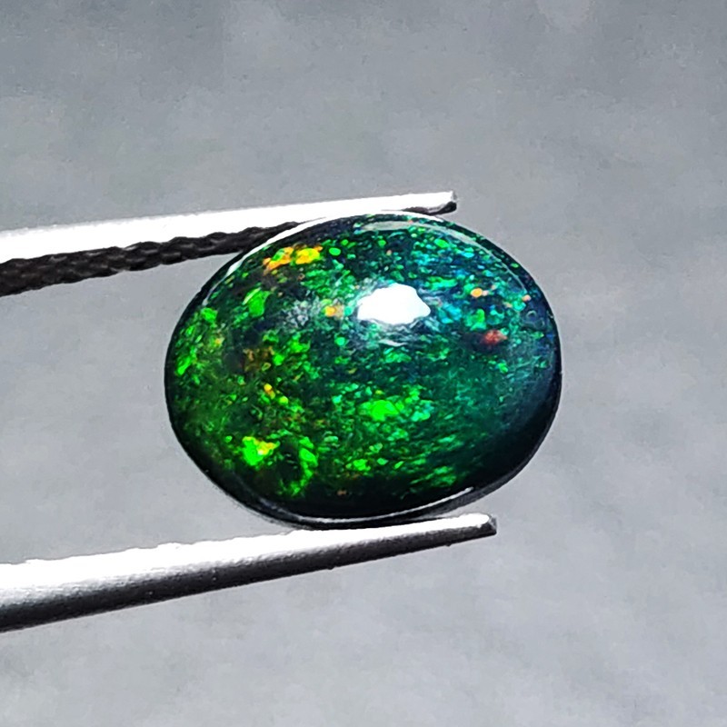 Ethiopian Welo Black Opal AAA+ Oval Cabochon Strong Green Play Loose 1.20Ct Gem