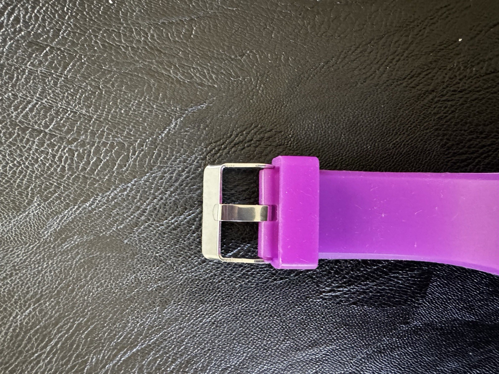 FUNBOY Purple Analog Quartz Wristwatch Silicone Strap Cushion Case 44-47.9mm
