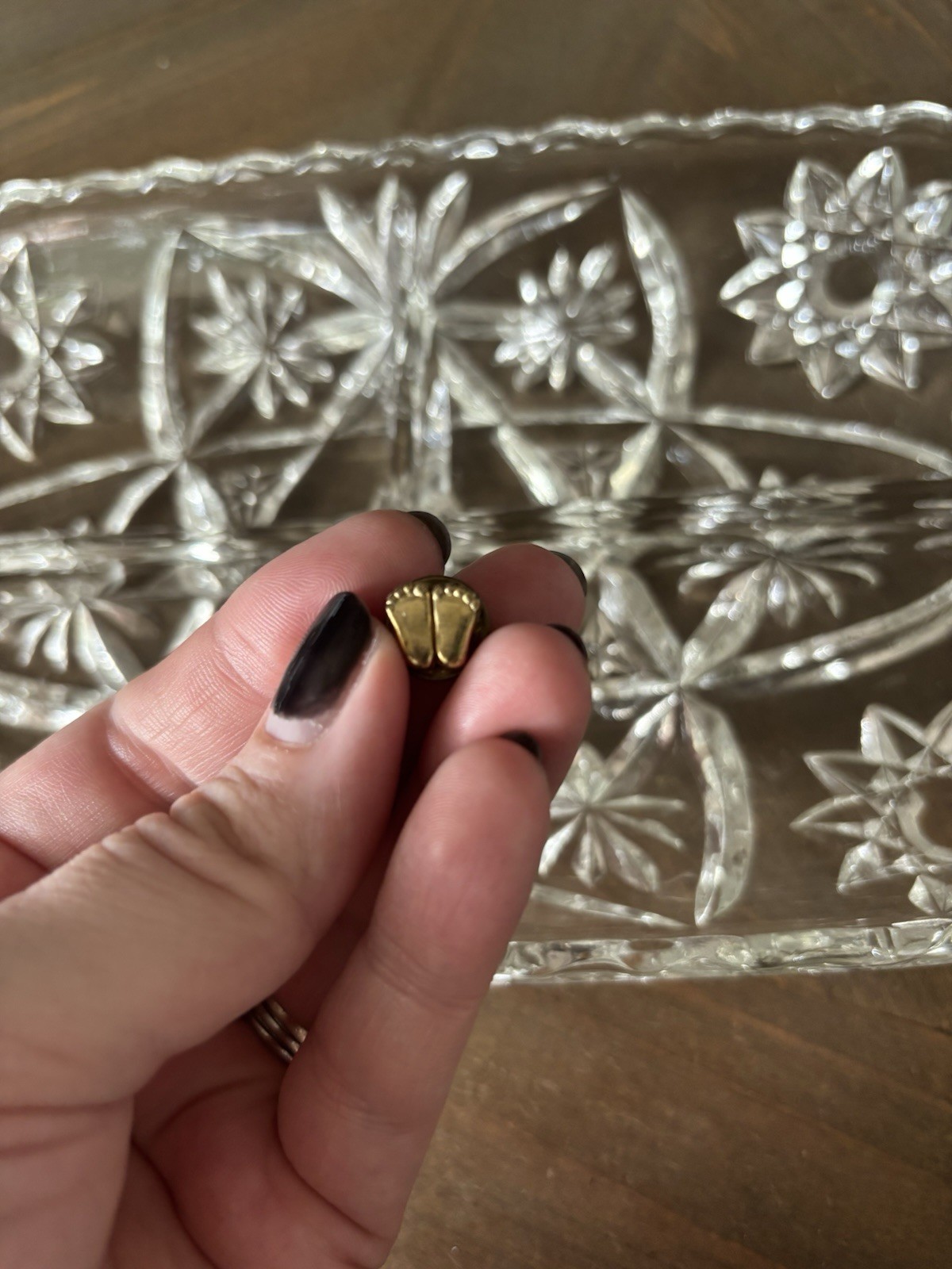 Vintage 1970s “Precious Feet” V.EVERS Lapel Pin- Made In USA