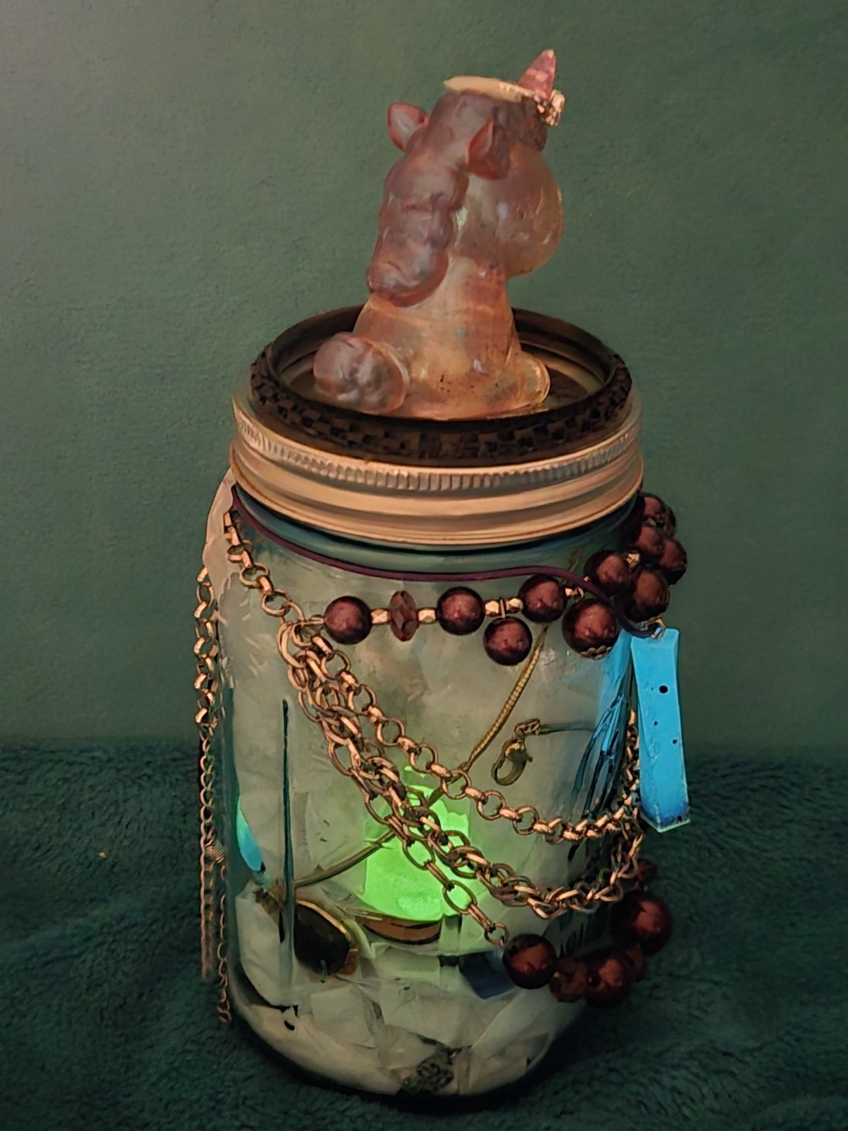 40pc Deep Sea Mystery Jewelry Jar Custom Glowing Unicorn Crystal Pendant Bonus