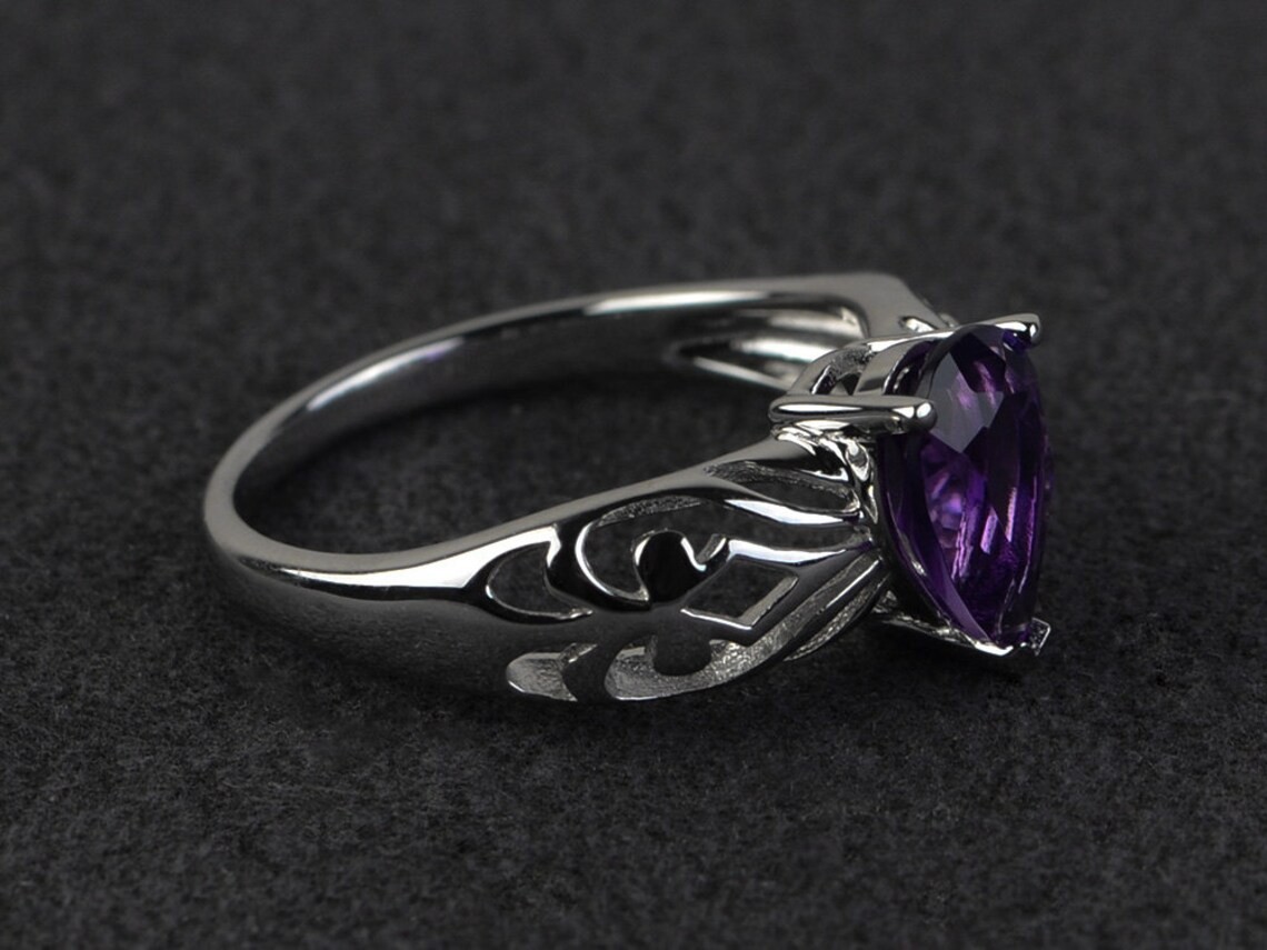 2CT Pear Amethyst Gemstone 925 Silver Plated Dainty Ring Duty Free