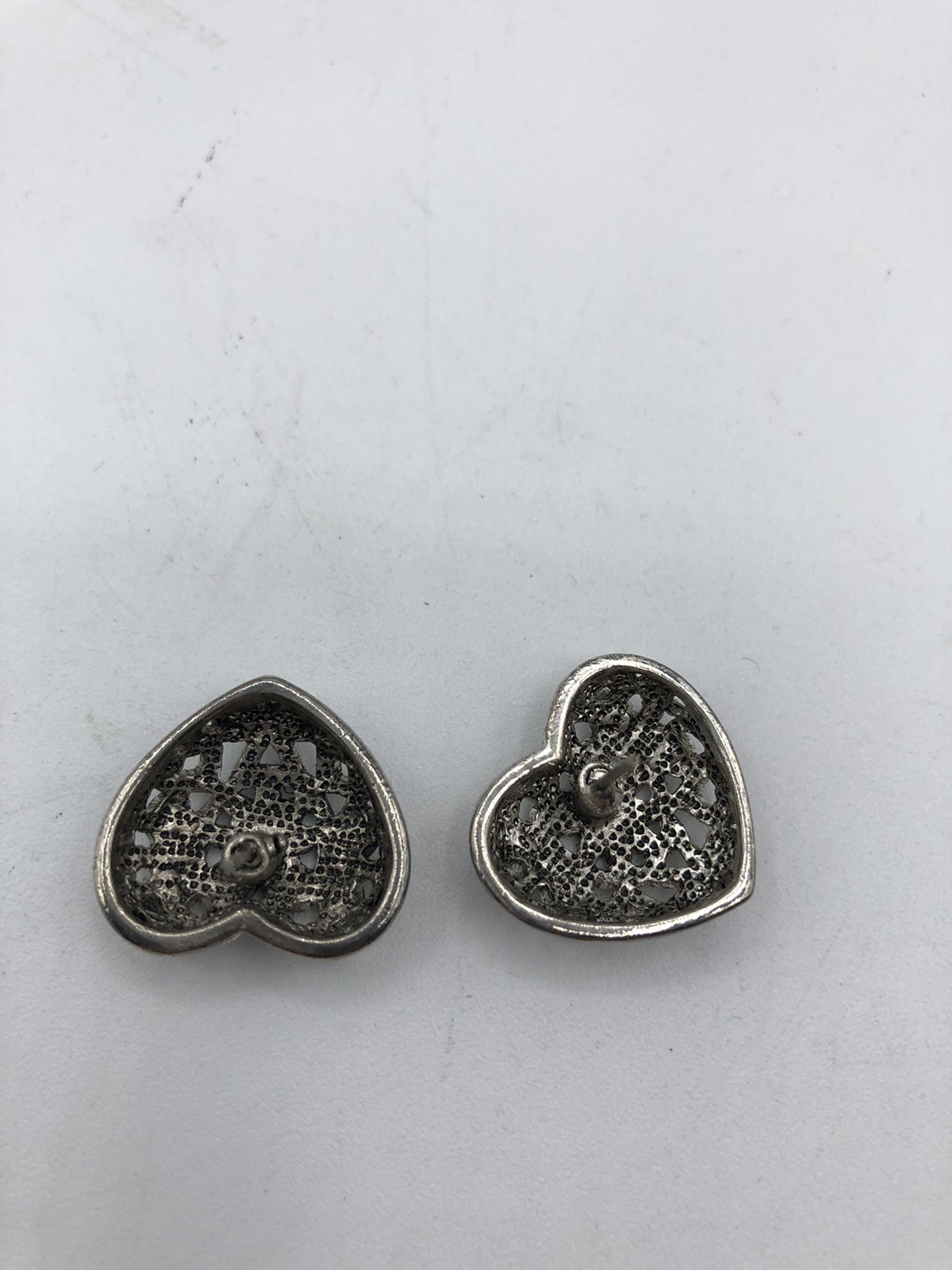 Silver Filigree Heart Earrings Pierced Post 1990’s Approx 3/4”x3/4”. Not Signed