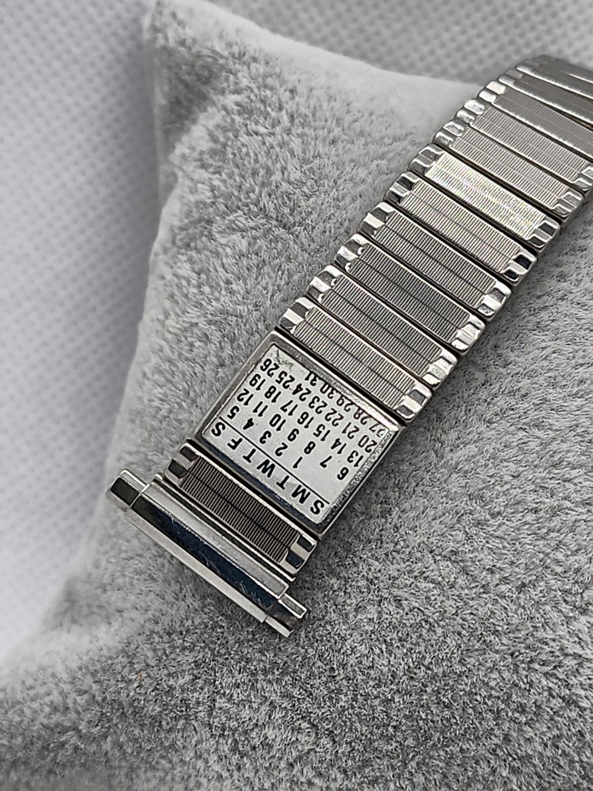 Vintage NOS Brite Calendar Expansion Watch Band-Stainless W/17-21mm Straight End