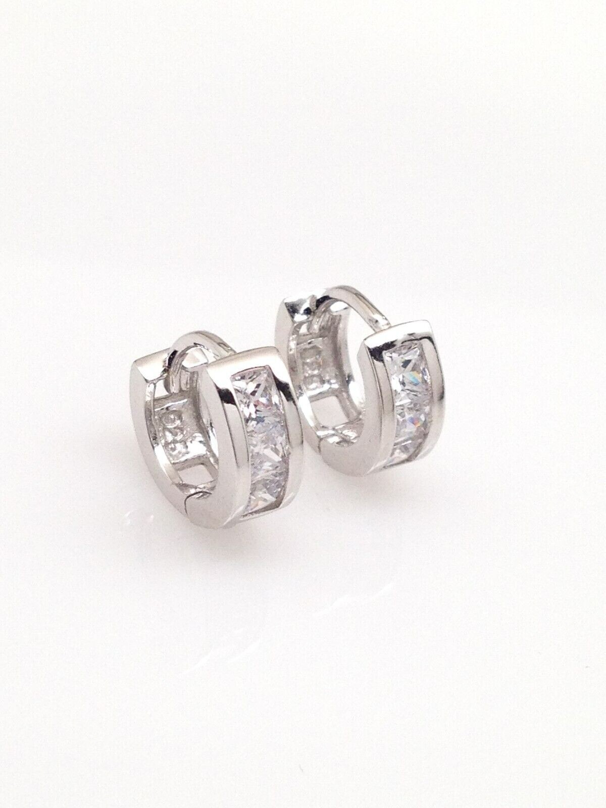 925 Sterling Silver Princess Cz Huggie Hoop Earrings Mens Womens 9.5×3.5mm