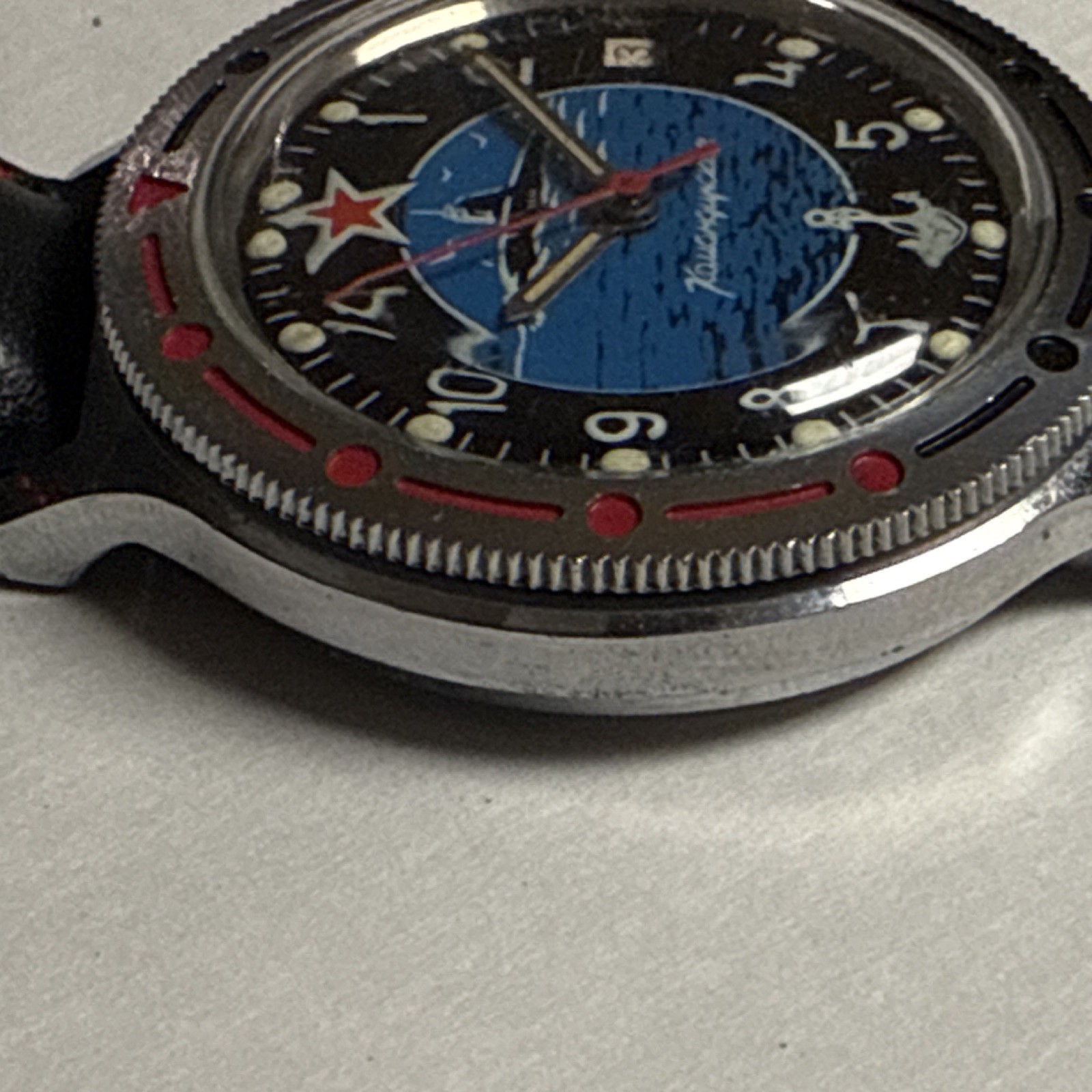 Vintage Vostok Komandirskie 17J Auto Date Black Dial 39mm 200m Military