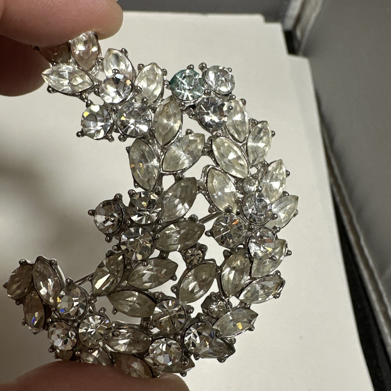 CROWN TRIFARI Alfred PHILIPPE VINTAGE Clear Rhinestone Crescent Brooch Pin