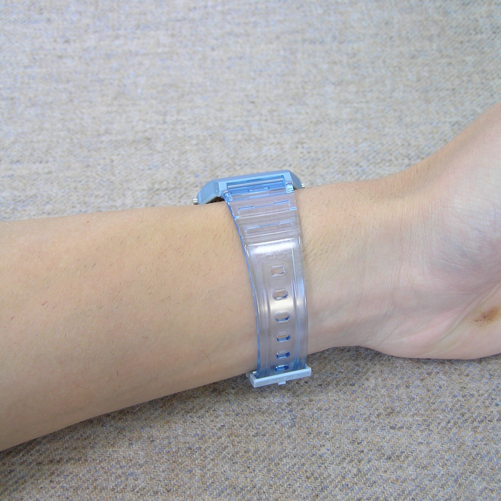UK STOCK CASIO F-91WS-2JH Japan Exclusive Digital Watch Clear Blue Import Model
