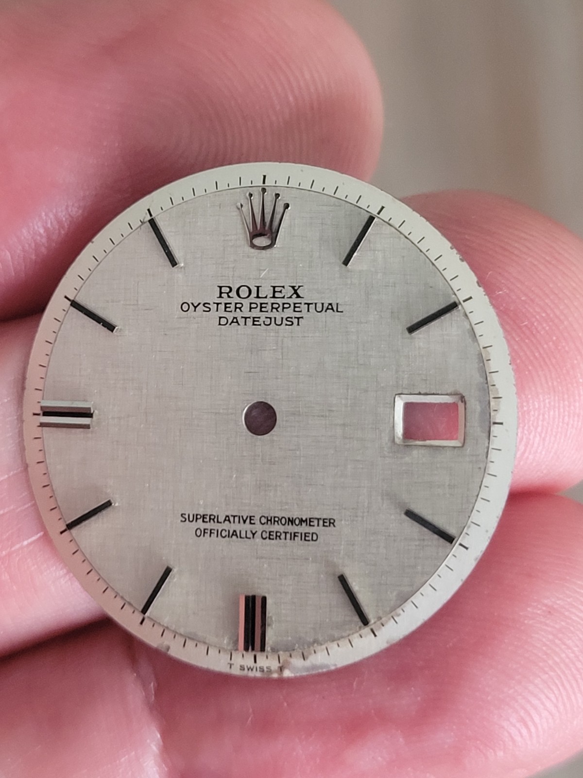 Rolex 100% genuine 36mm non quick set 1601 dial, linen black lacquer top marker