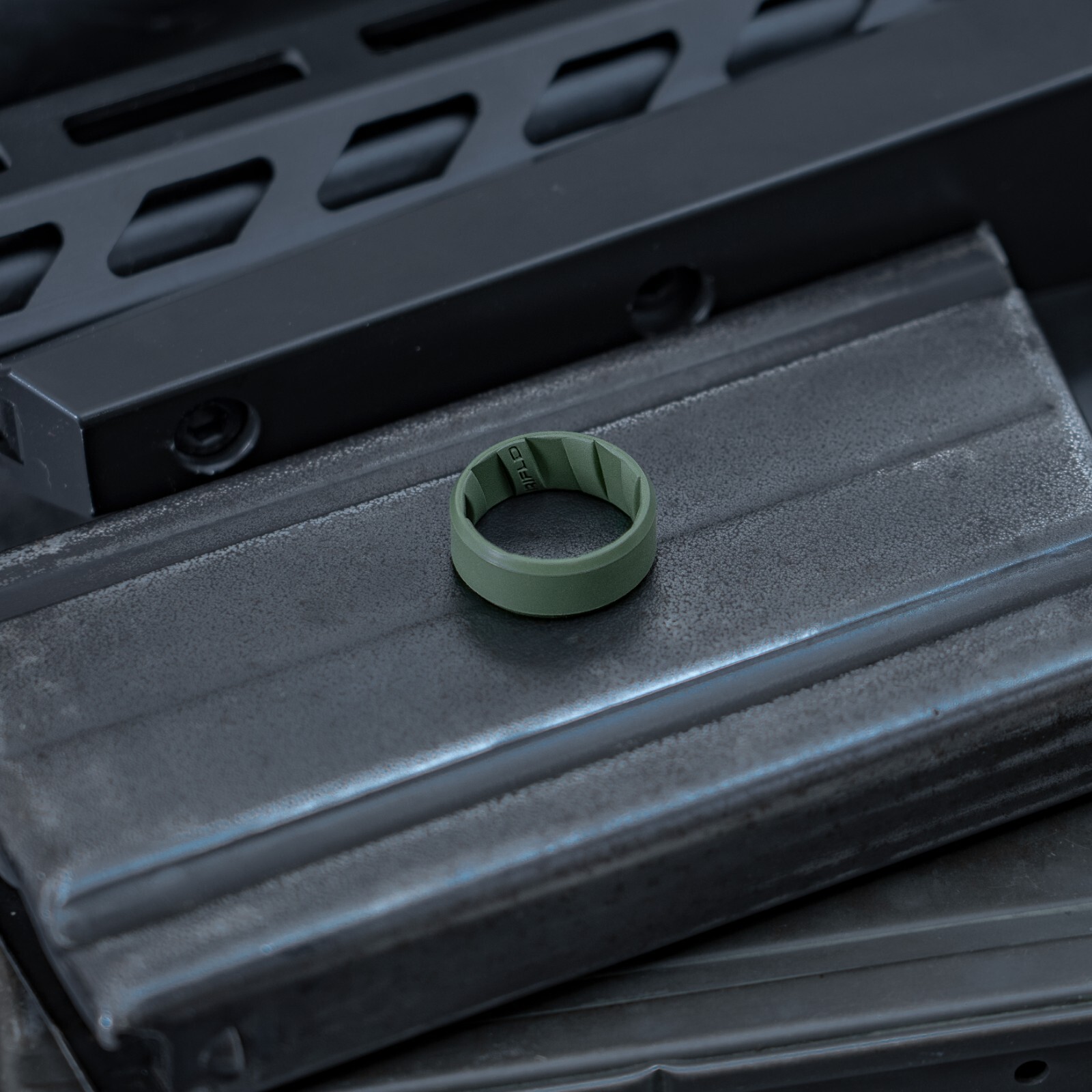 Tactical Silicone Ring | Gun Barrel Grooves + Free Travel Case