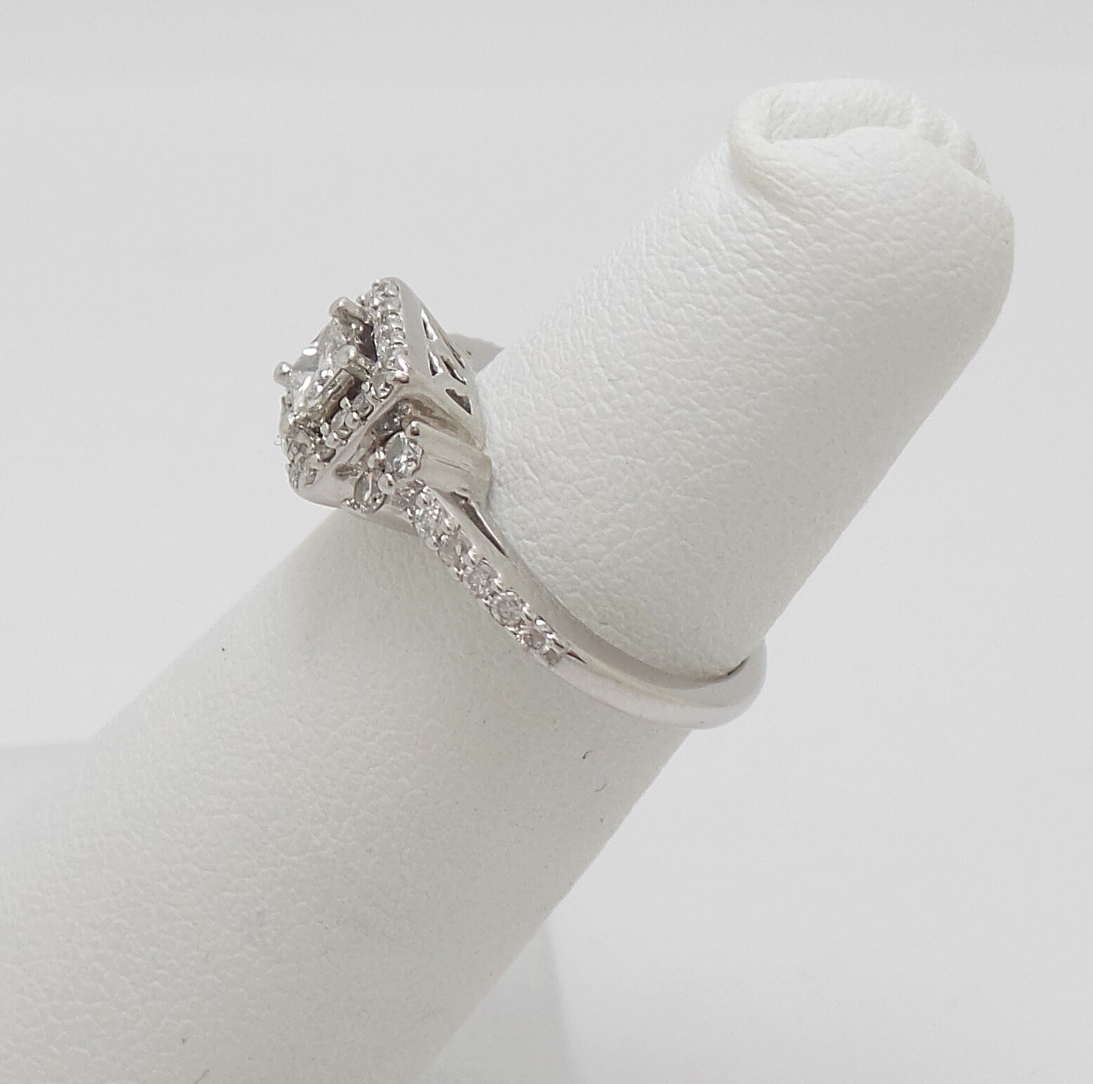 1/2CT Natural Diamond Anniversary Engagement Wedding Bridal Ring 14K White Gold