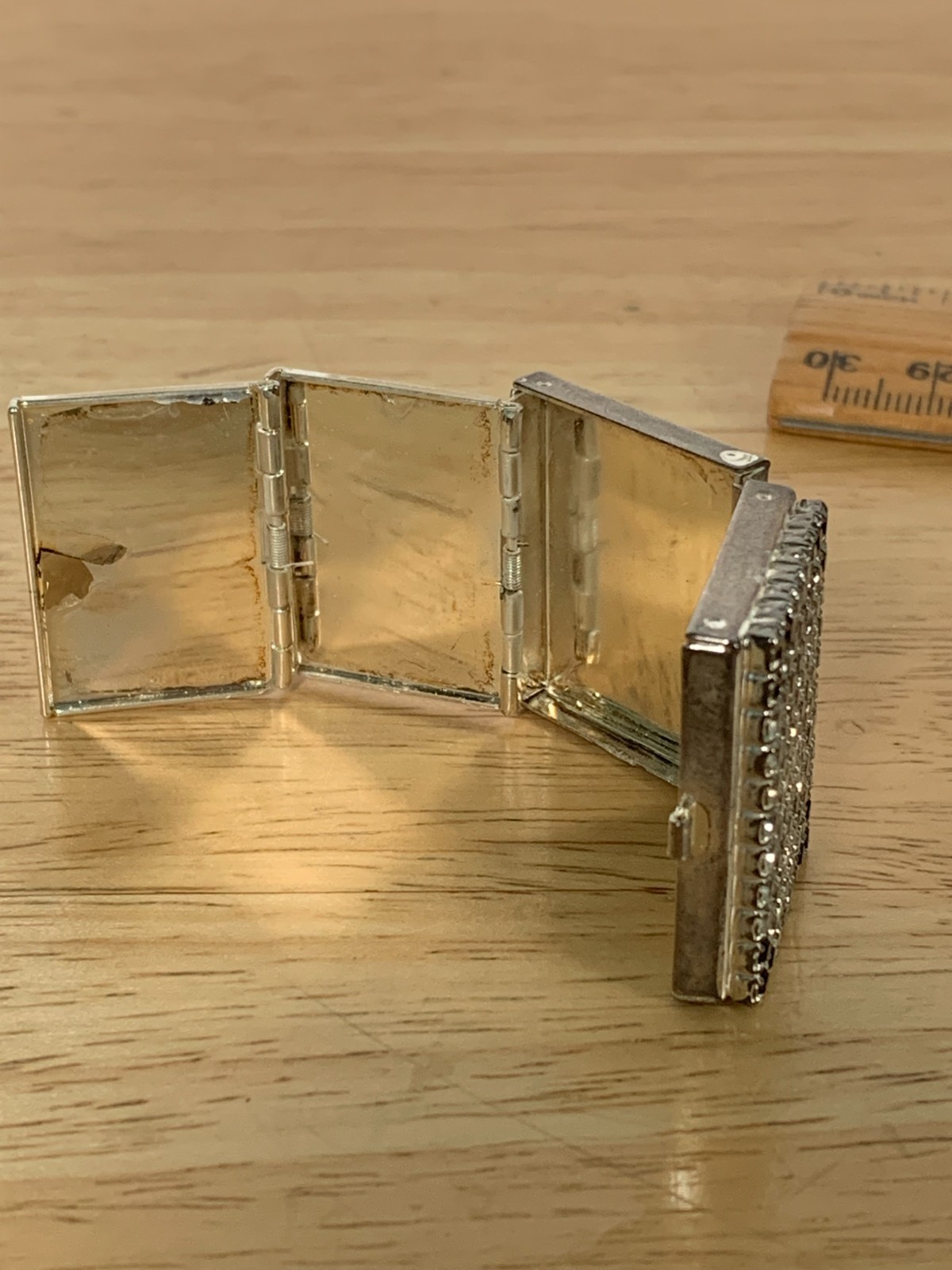 Rhinestone Photo Holder Purse Suitcase Pendant Preowned Condition