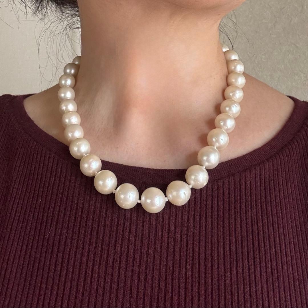 Illusionary 11-15.2mm South Sea White Pearl Necklace Round From Japan