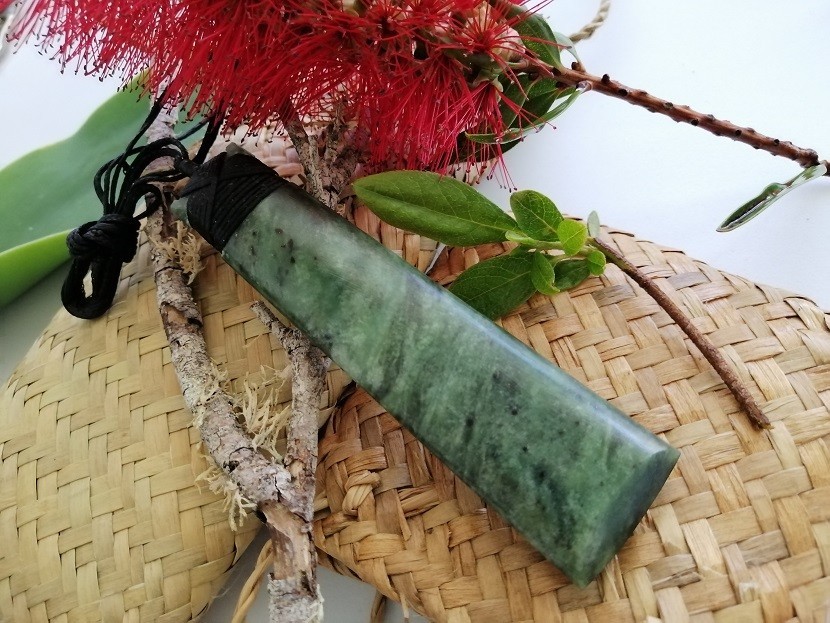 New Zealand Jade Greenstone Toki Matt XL Large pendant 110mm L x 30mm Unisex