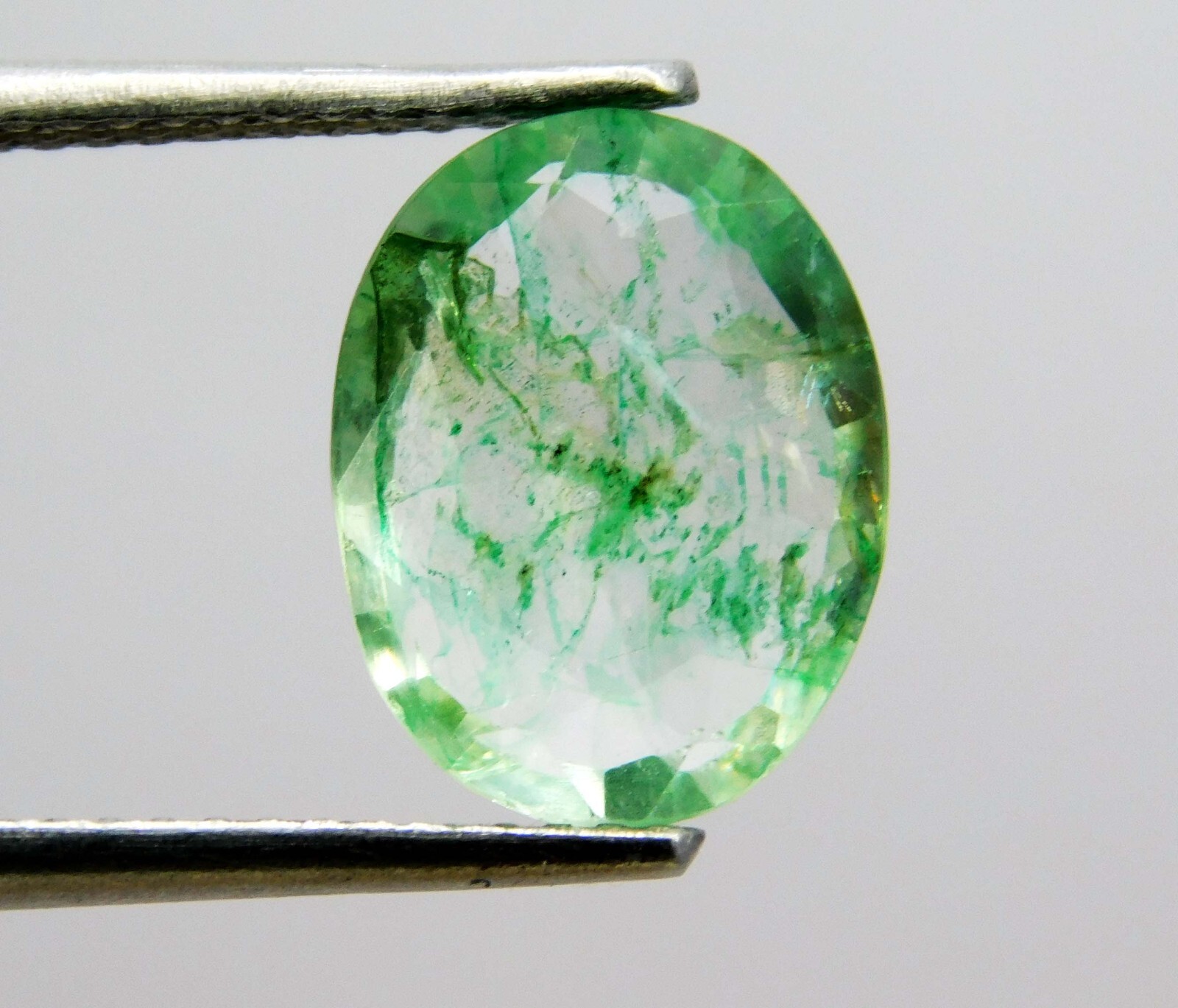 2.95 Ct Natural Green Emerald – Certified Untreated Zambian Loose Oval Gemstone