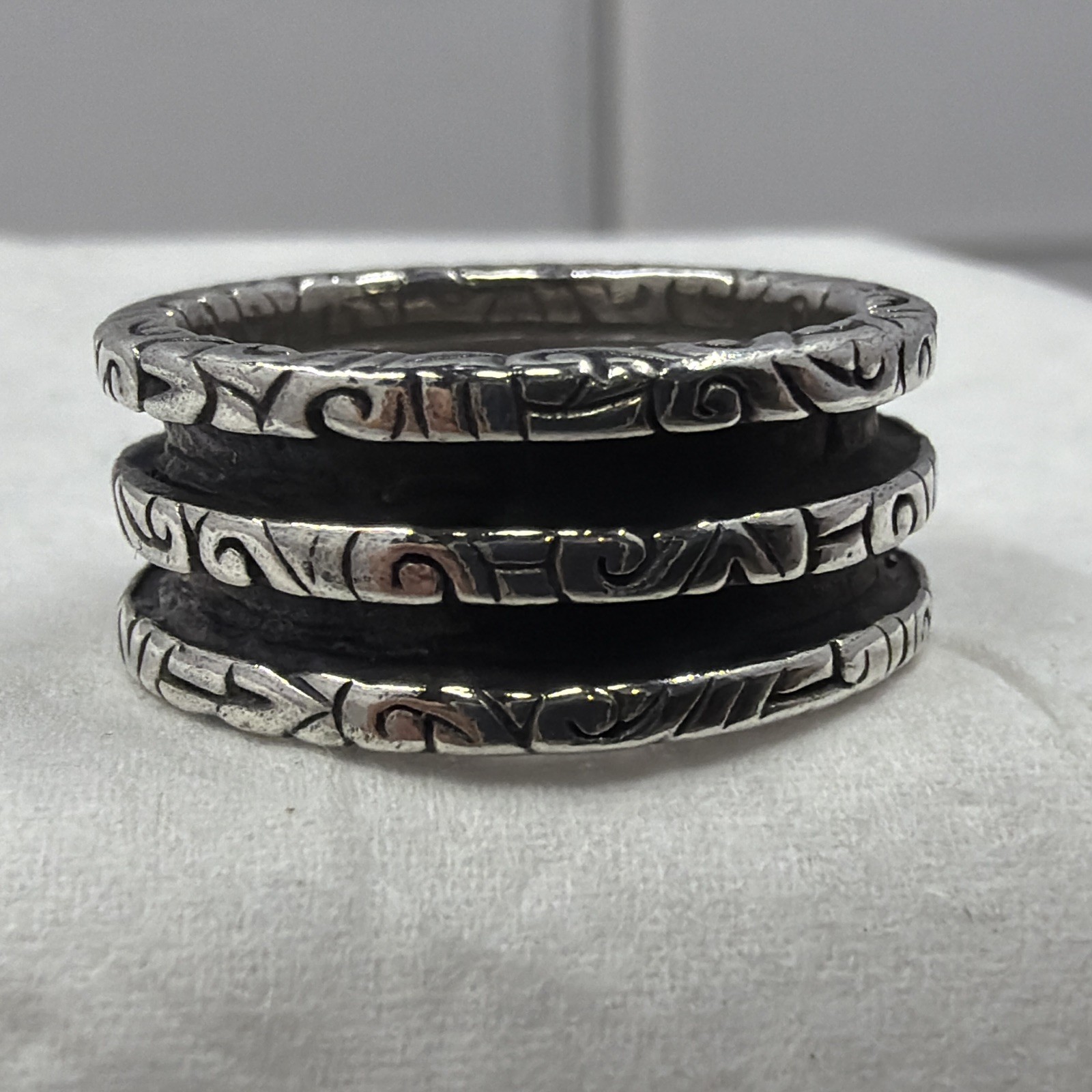 Versani Sterling Silver 925 KeyDesign Two Row 8.7MM Size 5.5 Oxadized Ring Band