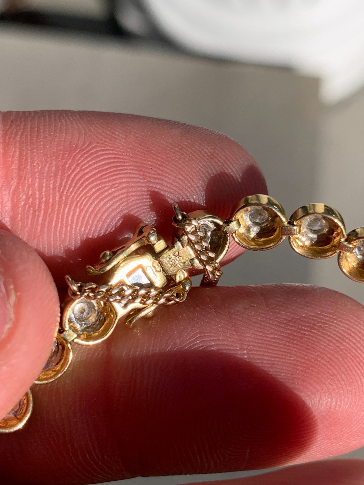 18ct gold diamond 3.10ct bracelet 16.2 grams